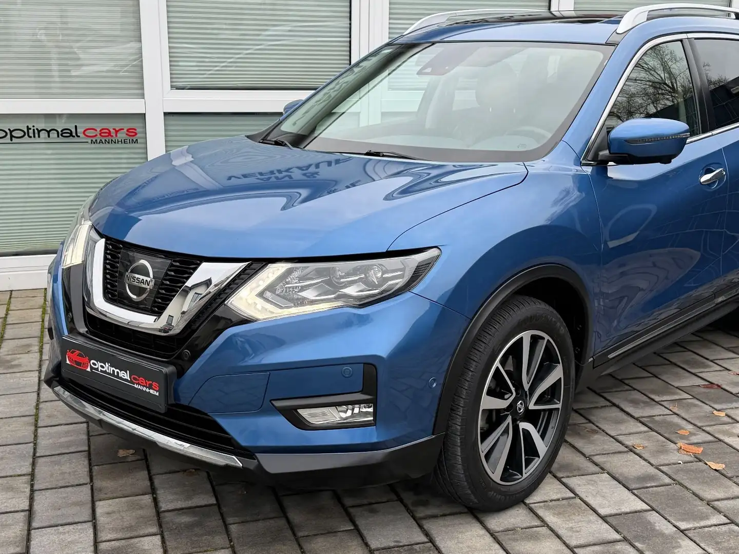 Nissan X-Trail 2.0 Tekna 4x4/PANO/AUT./BOSE/NAVI/360° Blauw - 2
