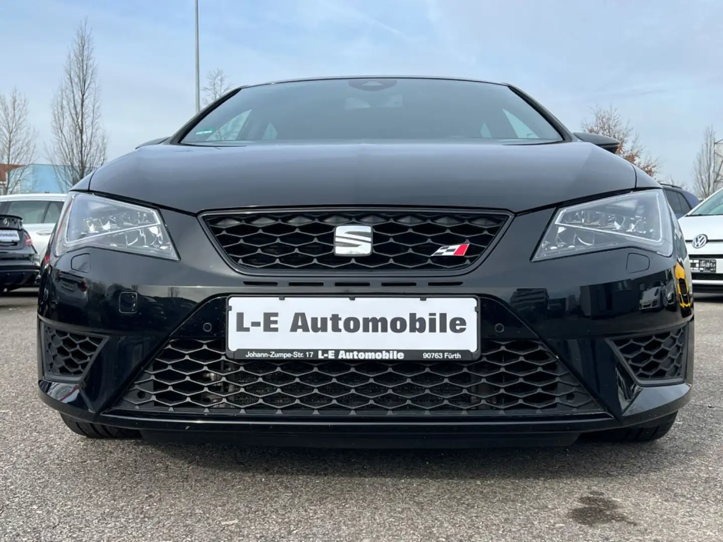 SEAT Leon 2.0TSI Cupra 280 *LED/NAVI/LEDER/PDC/SHZ.. Schwarz - 2