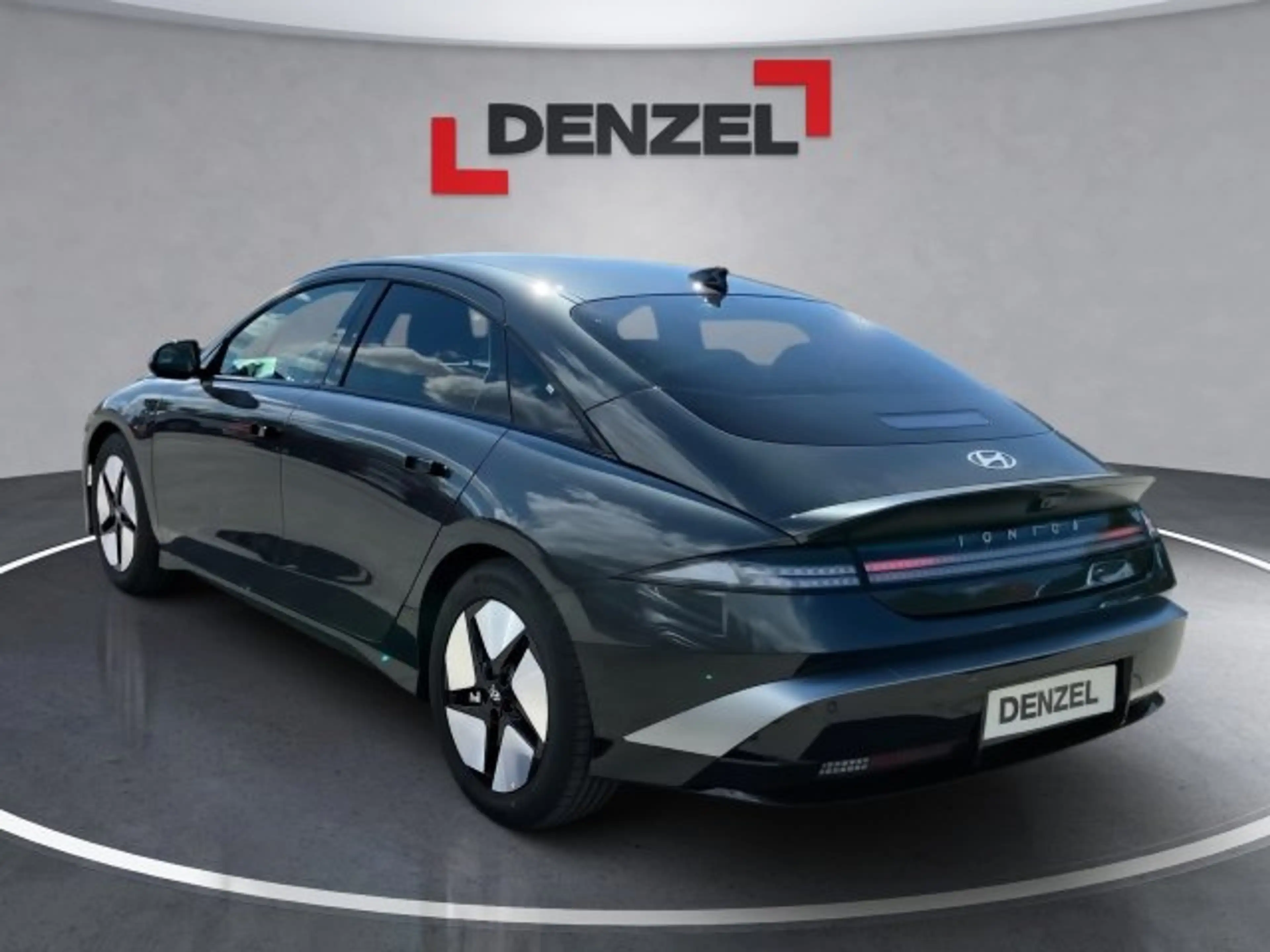 Hyundai IONIQ 6 Comfort Line 84 kWh 2WD — photo 3