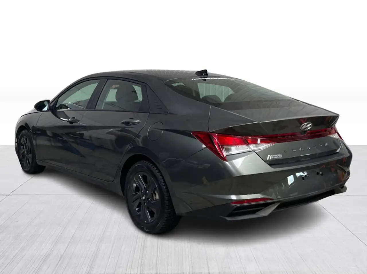 Hyundai ELANTRA снимка Hyundai ELANTRA