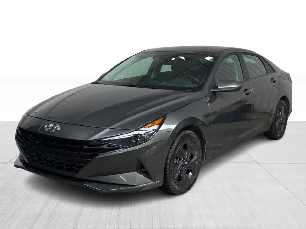 Hyundai ELANTRA снимка Hyundai ELANTRA