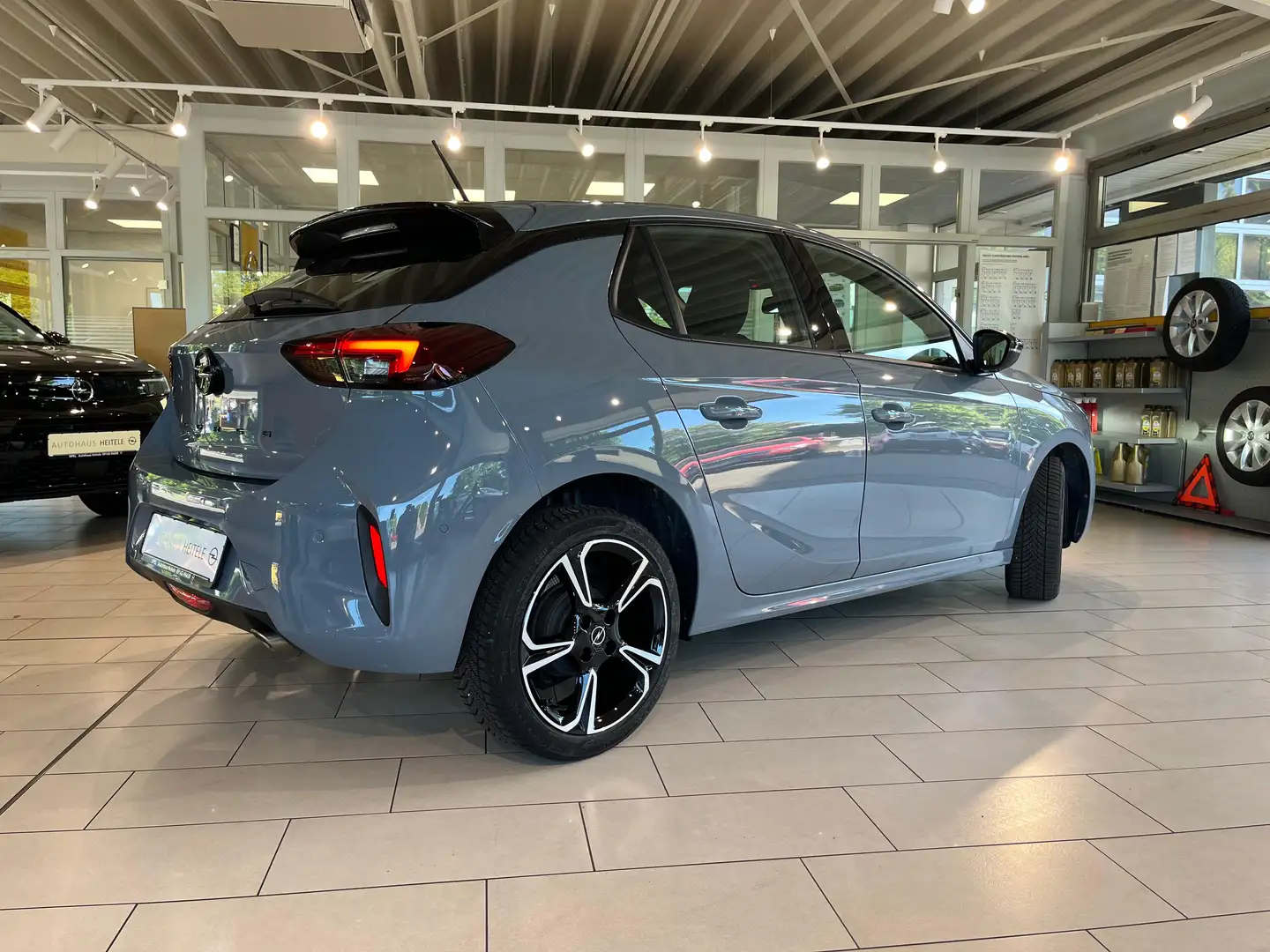 Opel Corsa GS Gris - 2
