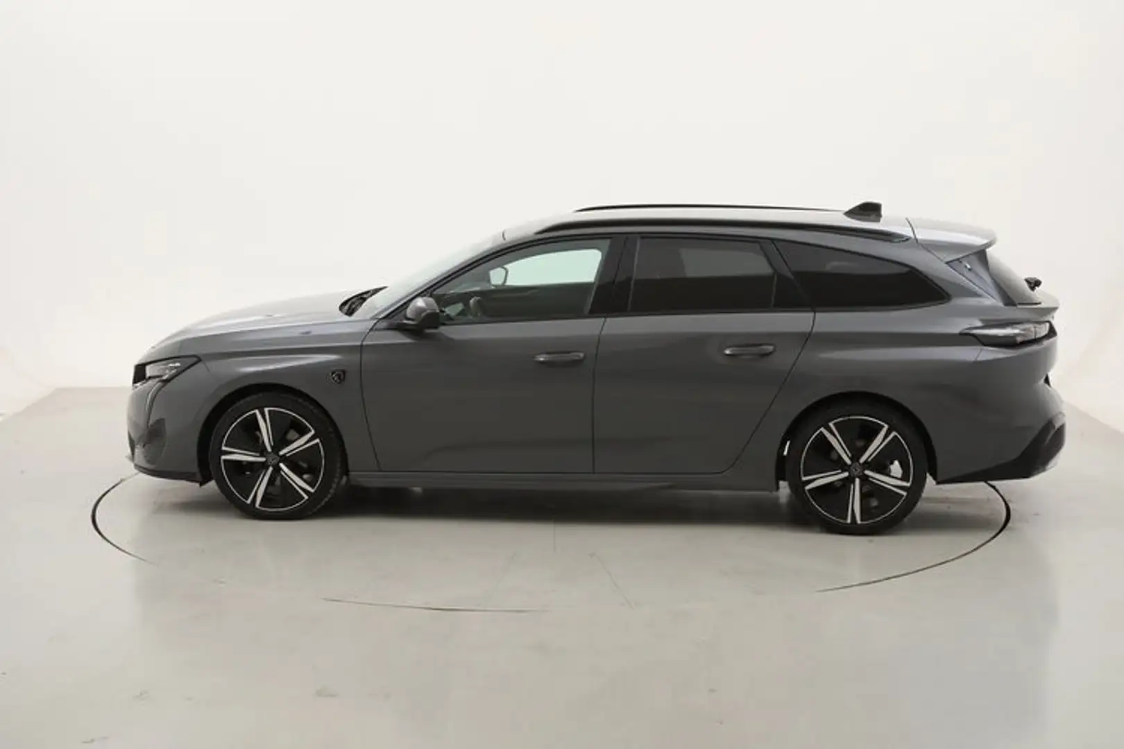Peugeot 308 SW GT EAT8 1.2 Benzina 131CV Gris - 2