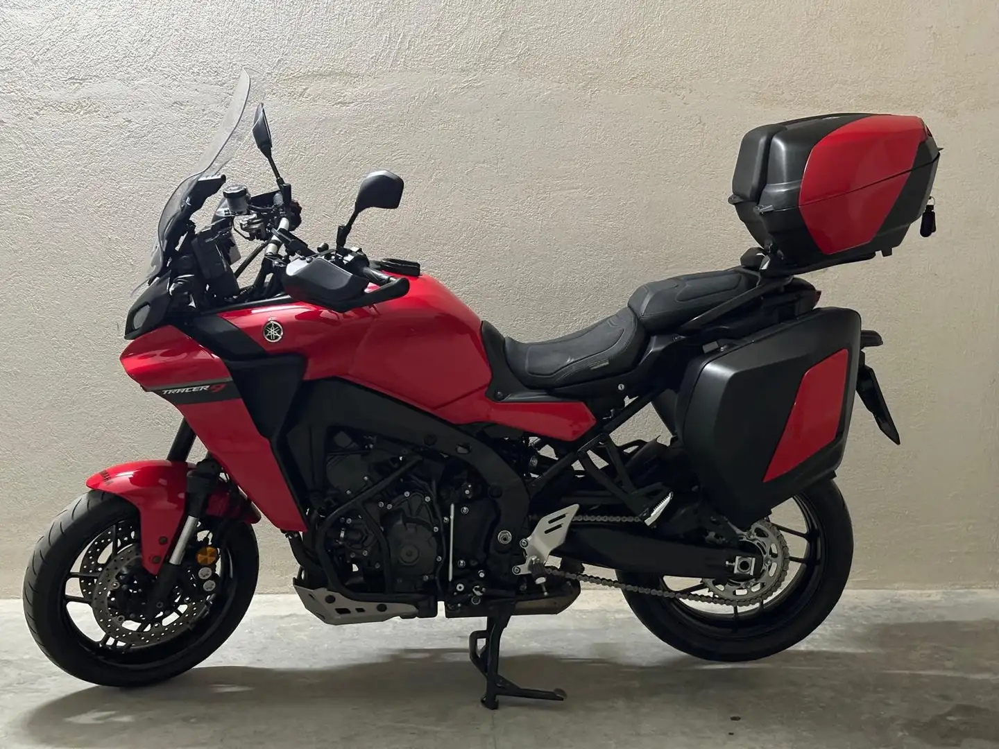 Yamaha Tracer 9 base Rosso - 1