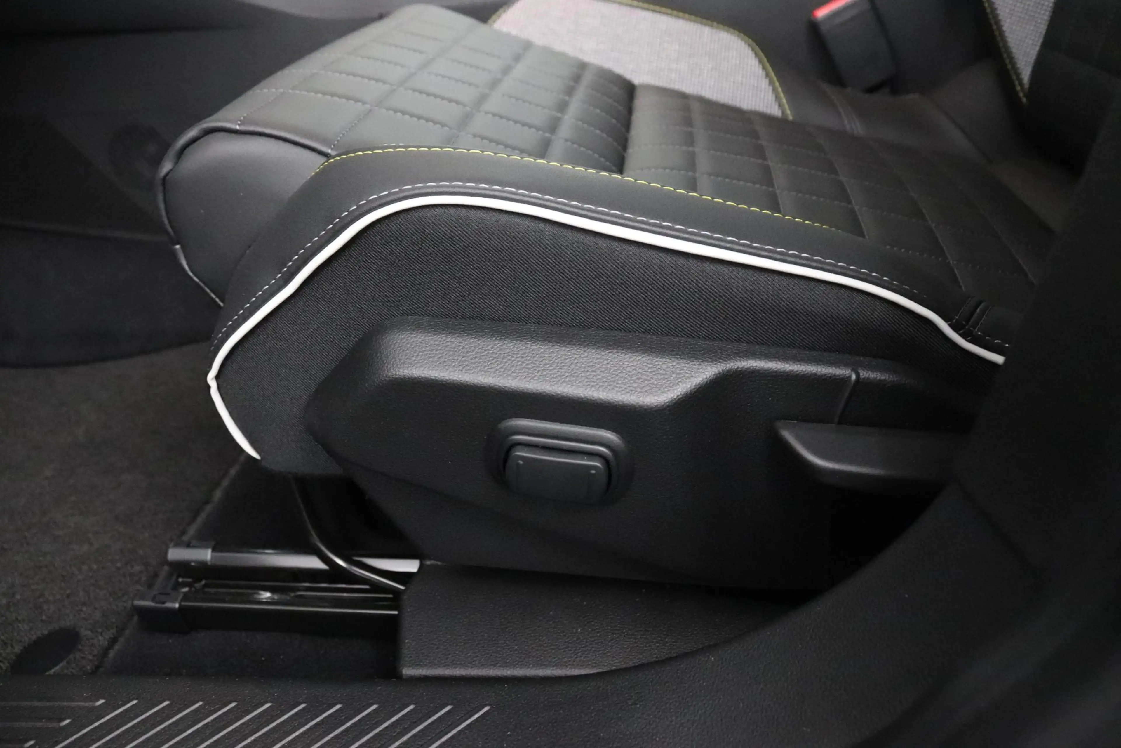 Renault R 4 comfort range iconic 52 kWh | Pack Advanced Drivin — photo 23