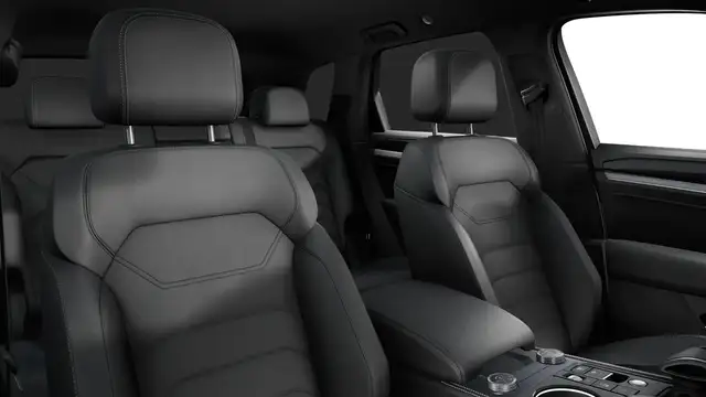 Volkswagen Touareg view 7