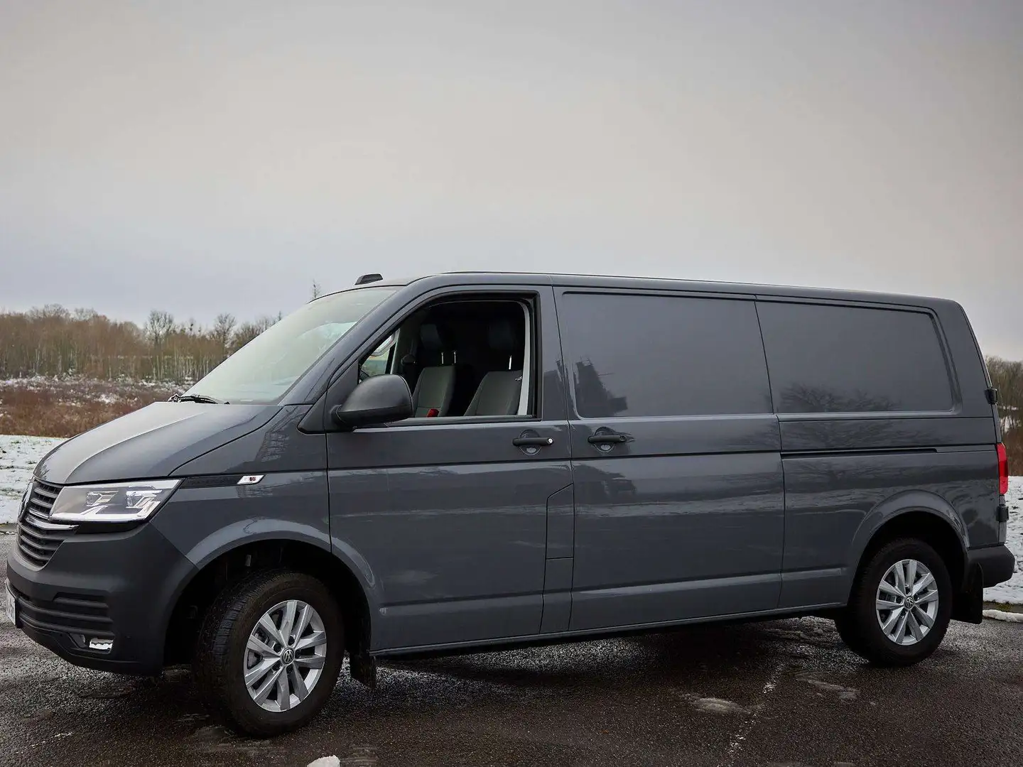 Volkswagen T6.1 Transporter Gris - 2