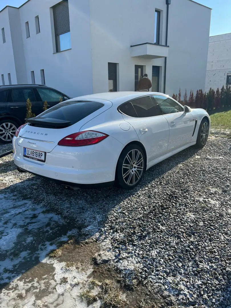 Porsche Panamera 3.0 tiptronic Weiß - 2