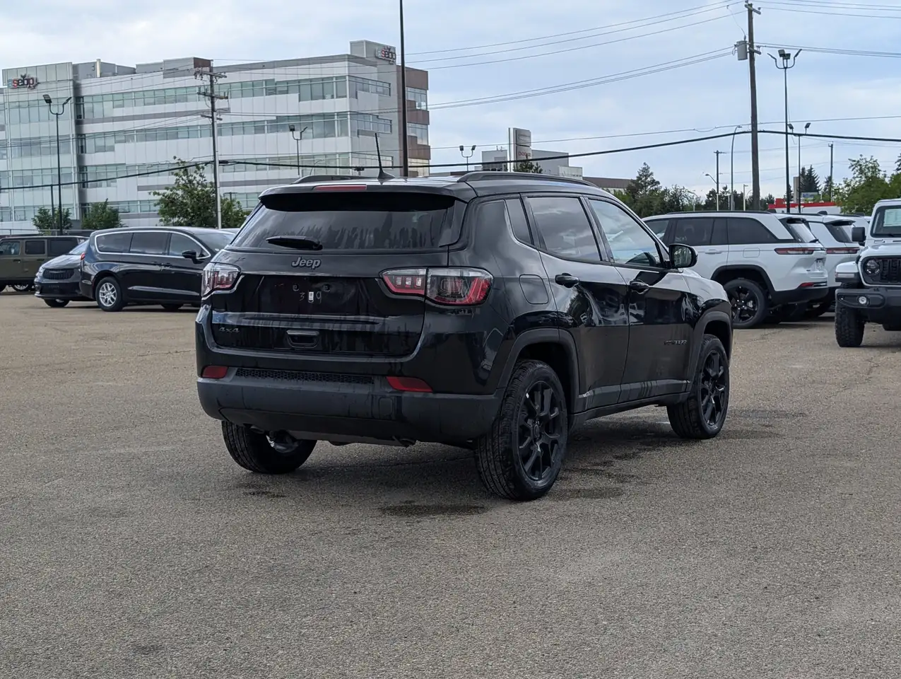 Jeep Compass photo Jeep Compass