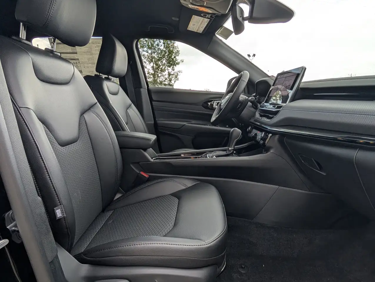 Jeep Compass photo Jeep Compass