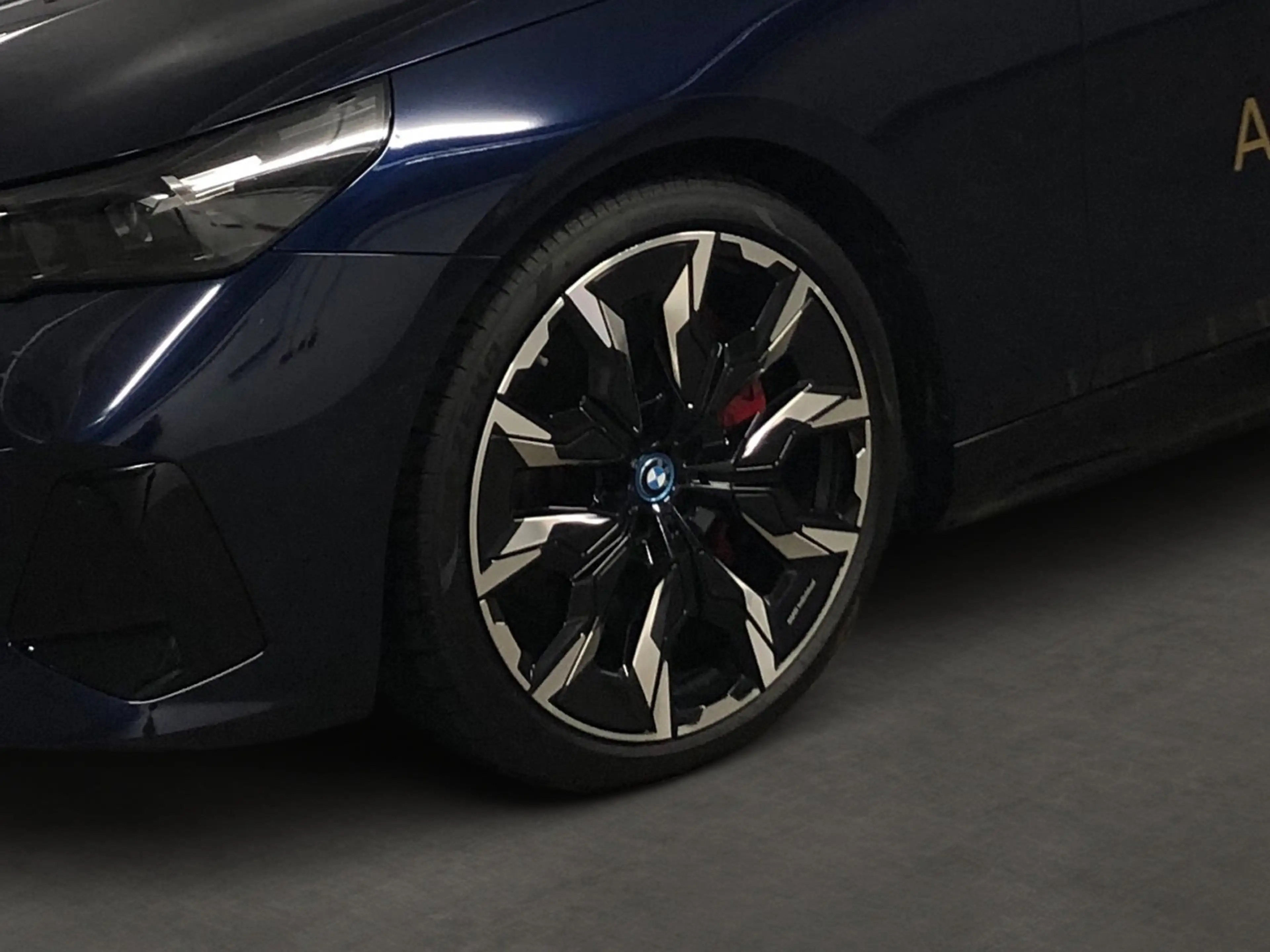 BMW i5 M60 xDrive MSportPro*Bowers&Wilkins*HeadUp*21"Driv — photo 6