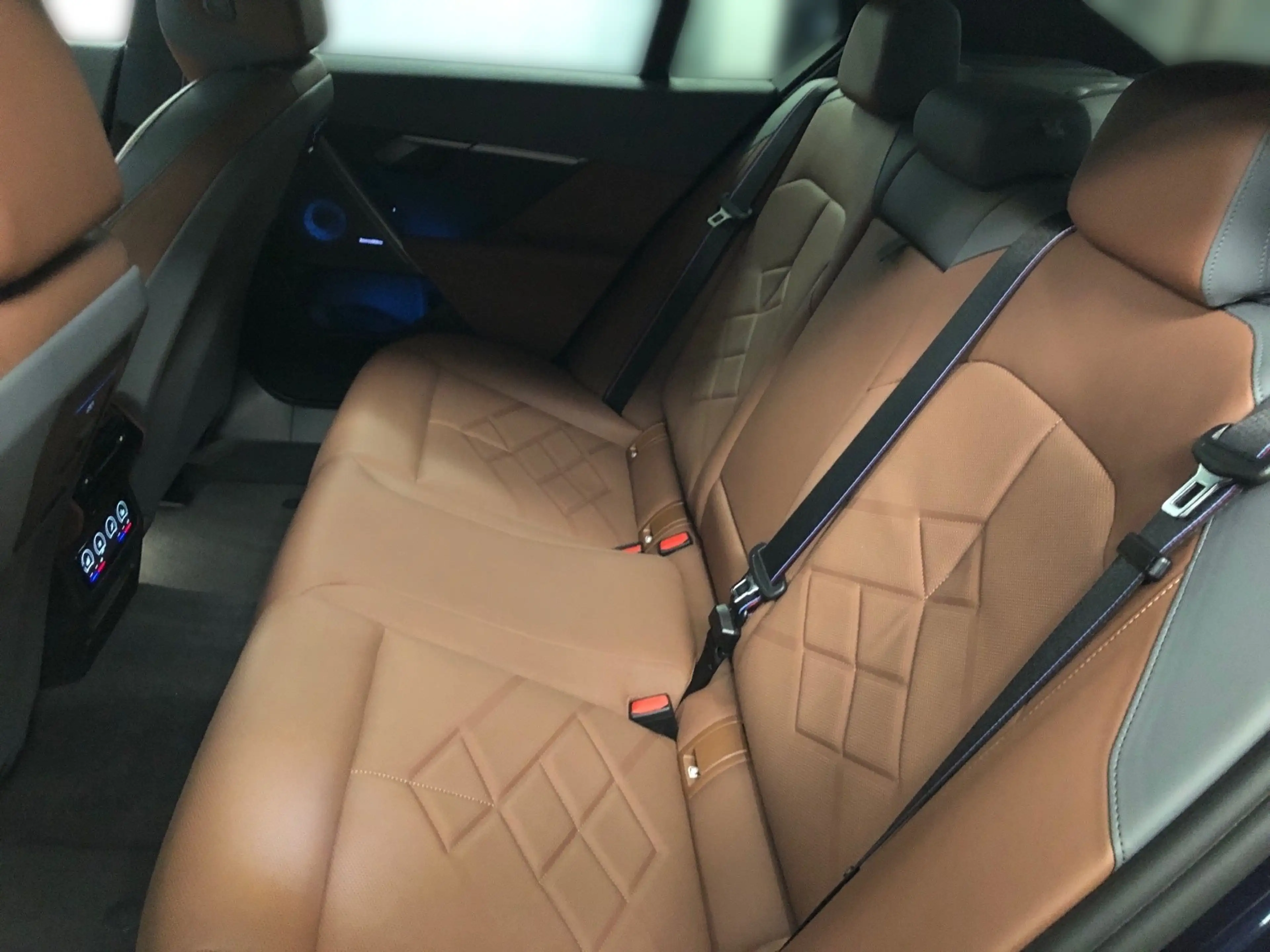 BMW i5 M60 xDrive MSportPro*Bowers&Wilkins*HeadUp*21"Driv — photo 11