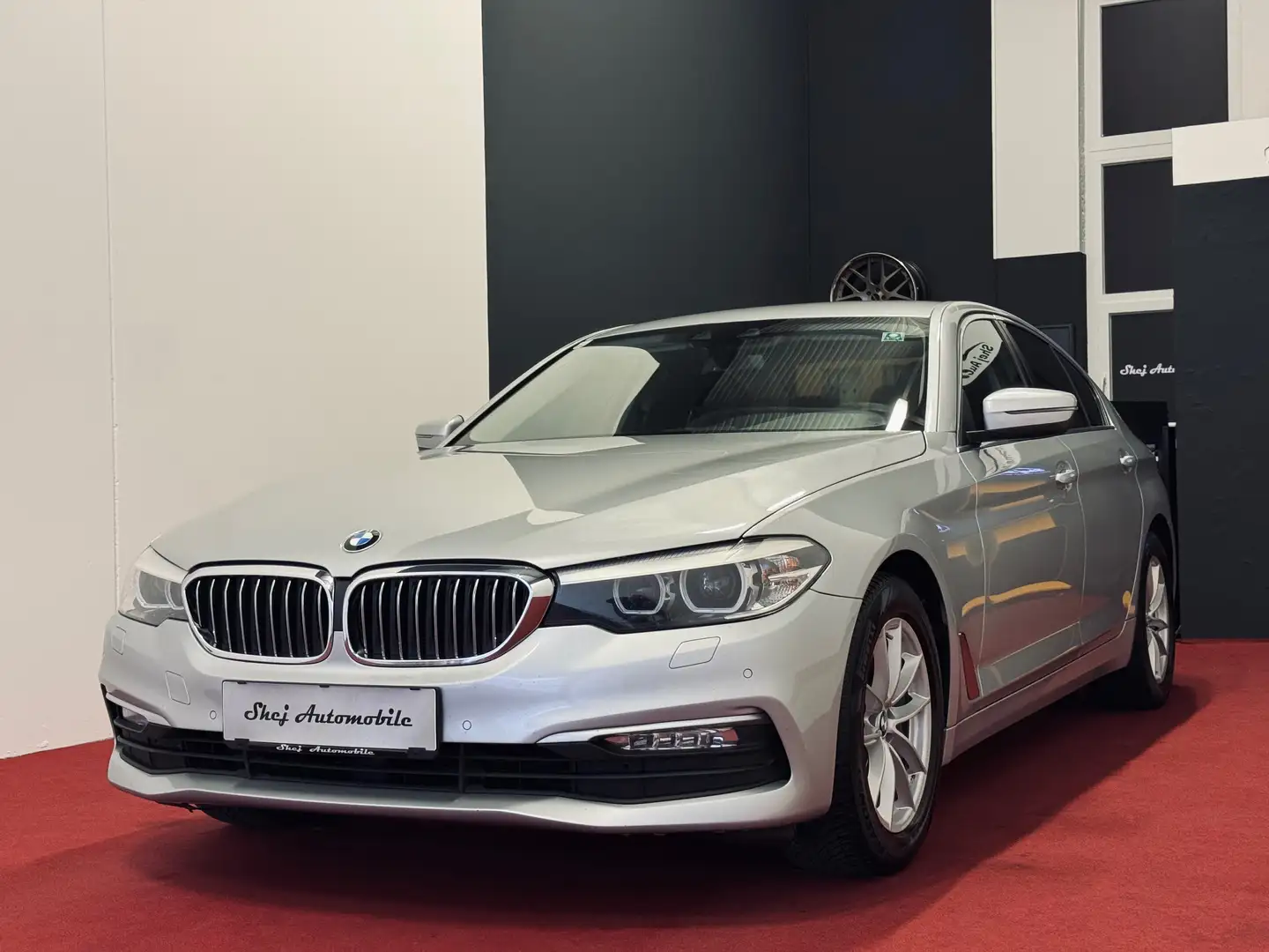 BMW 520 520 d Automatik Grau - 1