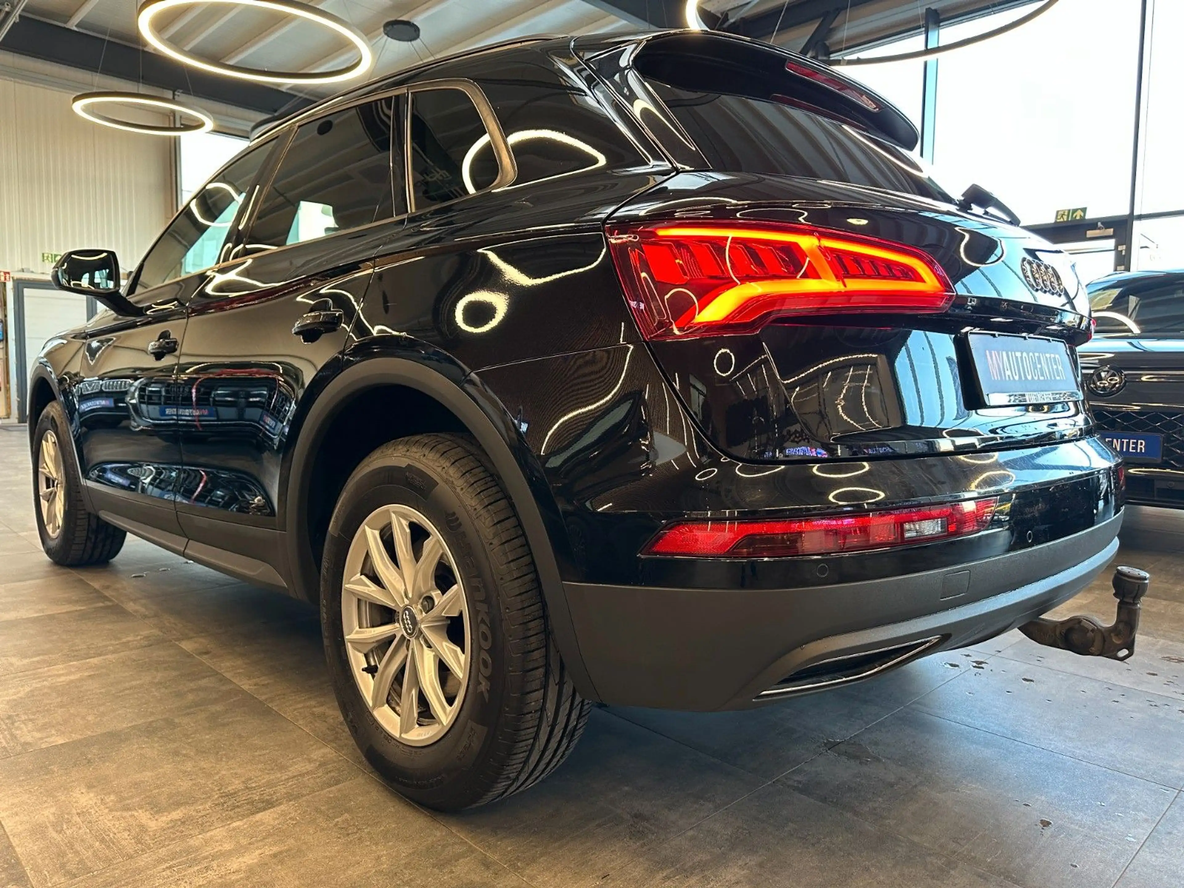 Audi Q5 *KEYLES*3-ZONEN*AHK*ACC*CAM*SPHTA*LED* — photo 6