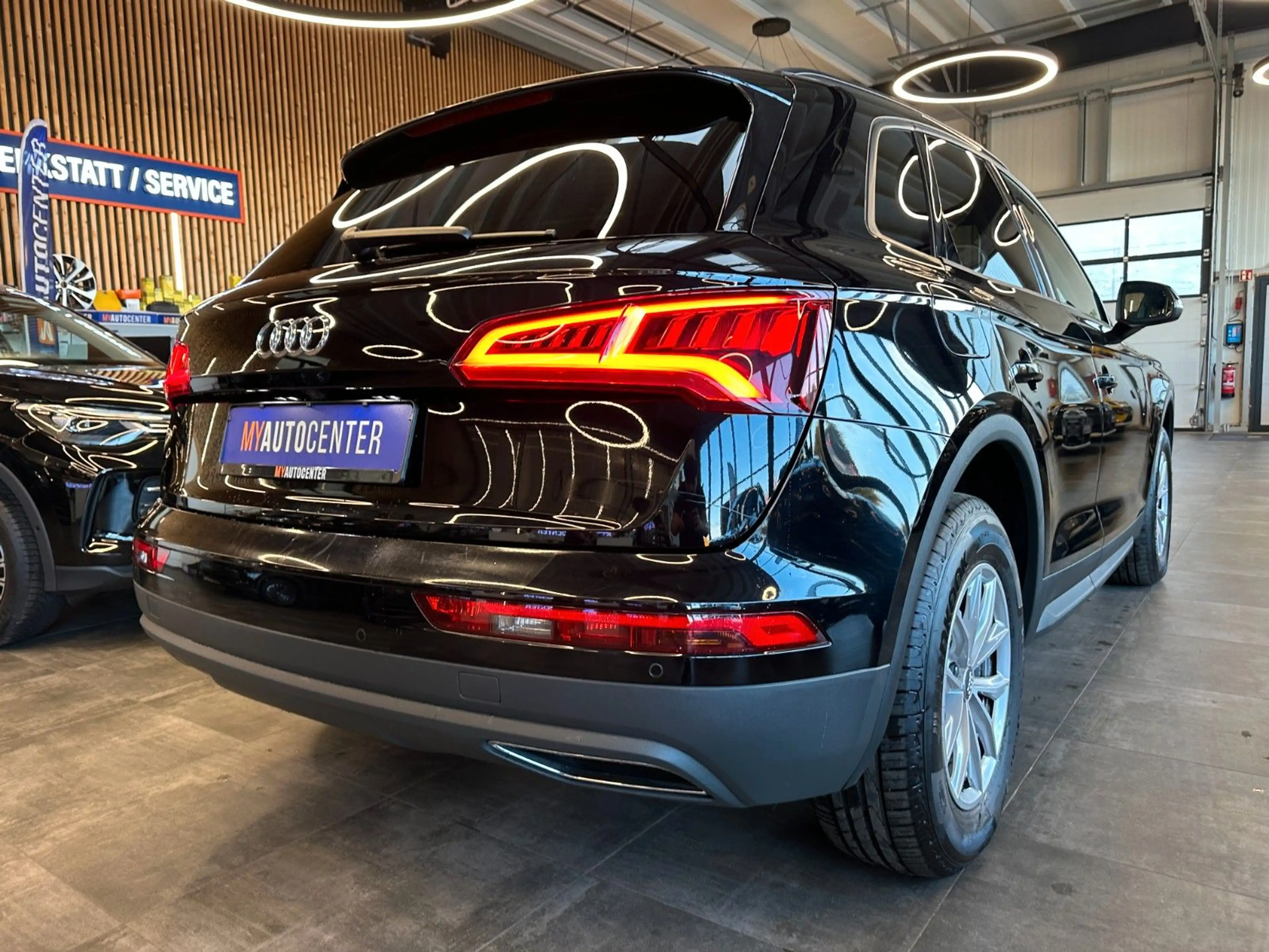 Audi Q5 *KEYLES*3-ZONEN*AHK*ACC*CAM*SPHTA*LED* — photo 2