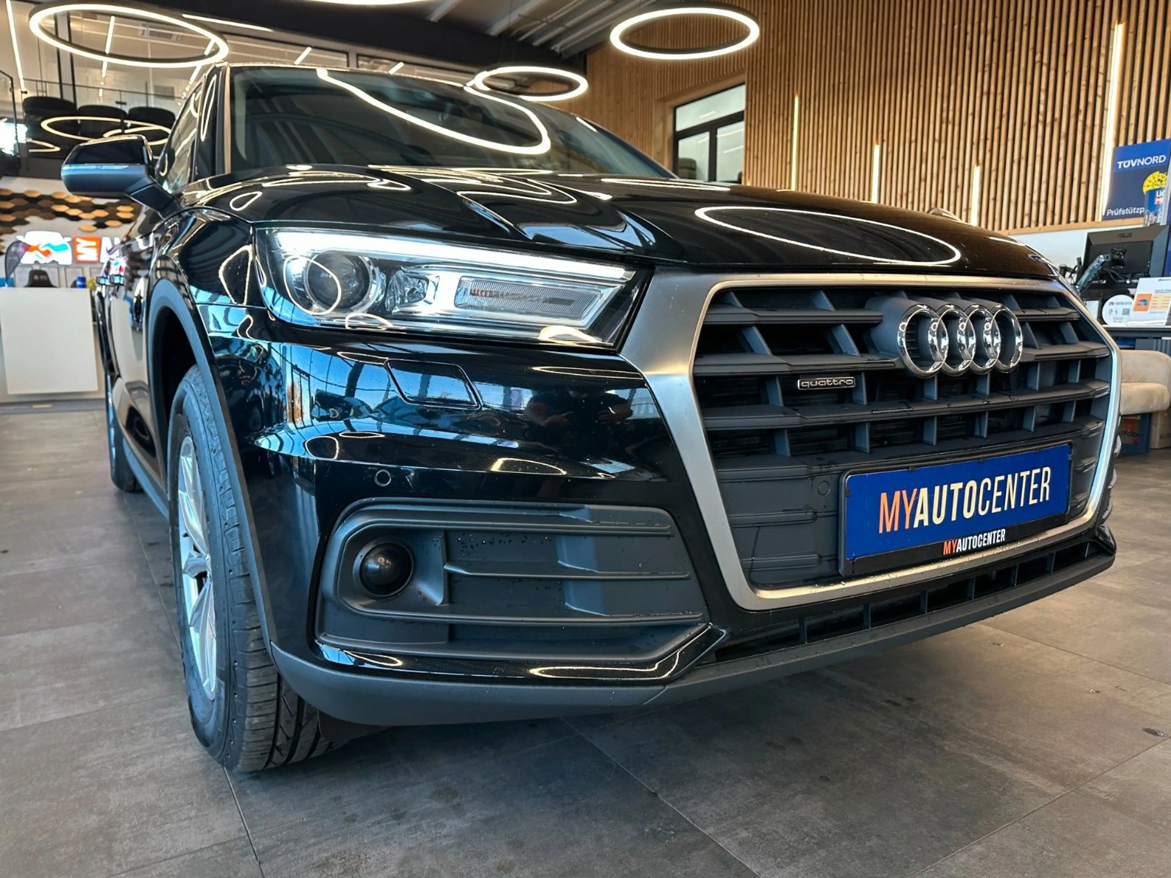 Audi Q5 *KEYLES*3-ZONEN*AHK*ACC*CAM*SPHTA*LED* — photo 3
