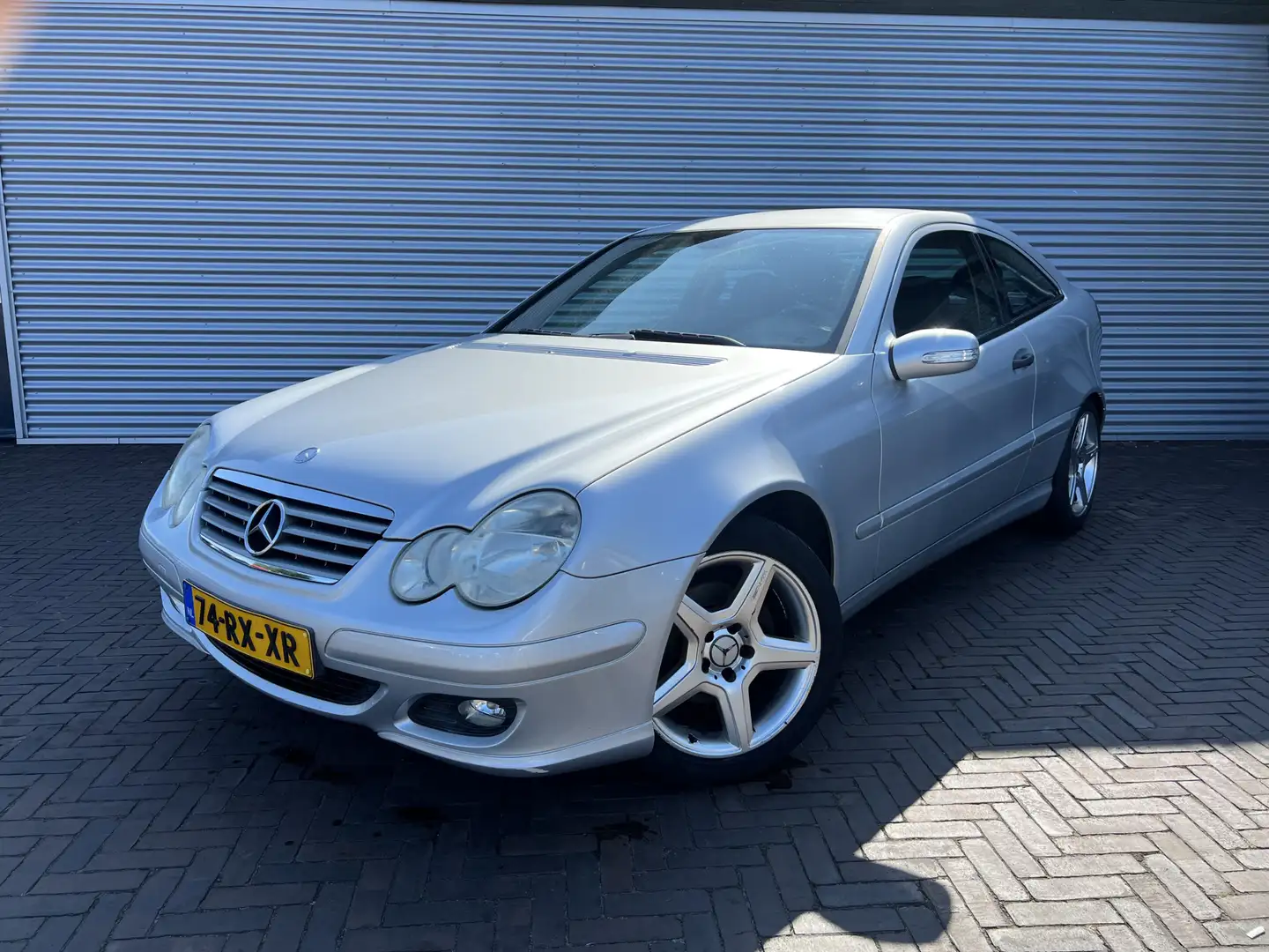 Mercedes-Benz C 160 Sportcoupé Grau - 1