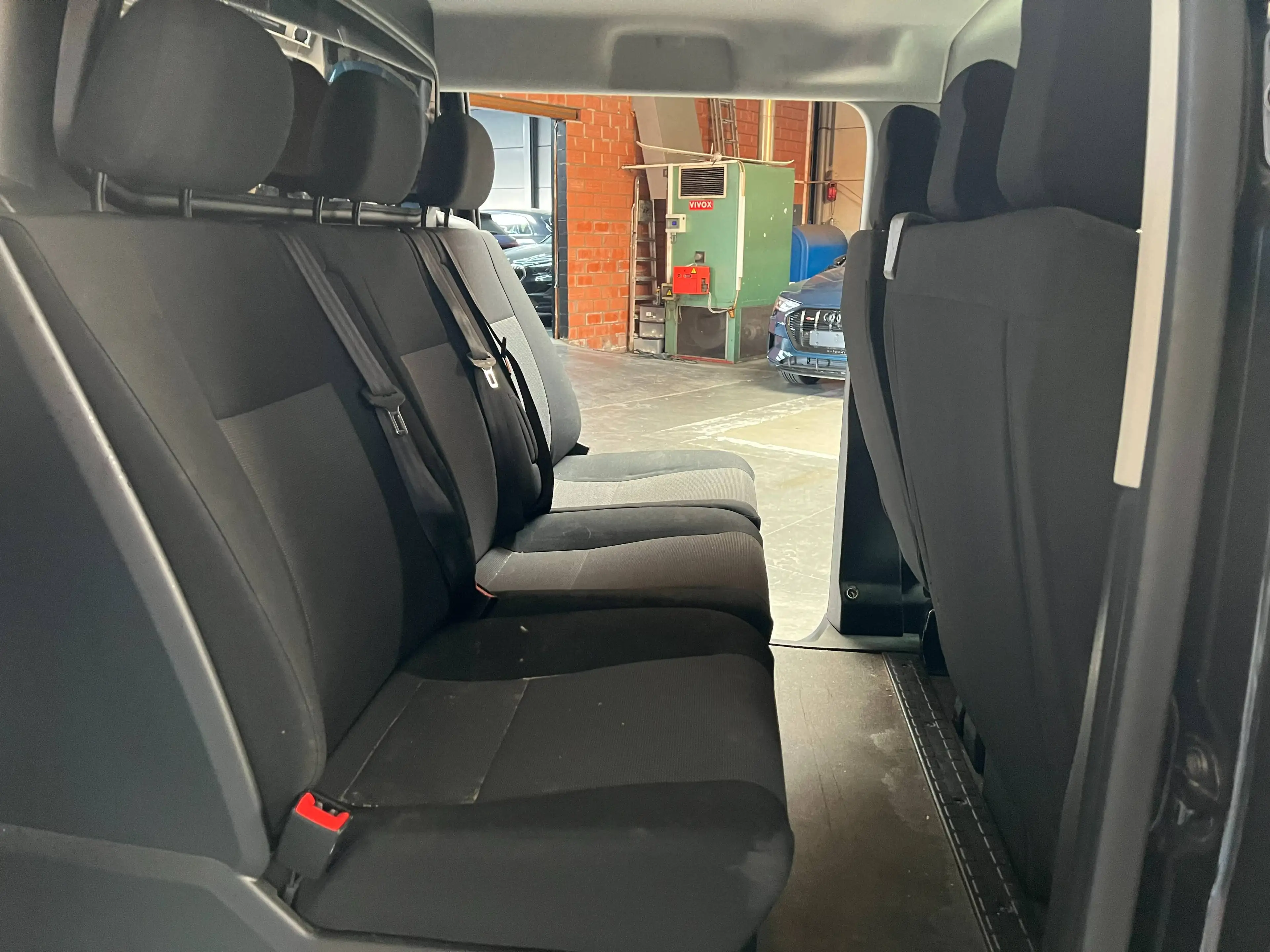 Peugeot Expert 2.0 HDi ** DUBBELE CAB *** 6 PL ** 2 schuifdeuren ** — photo 9
