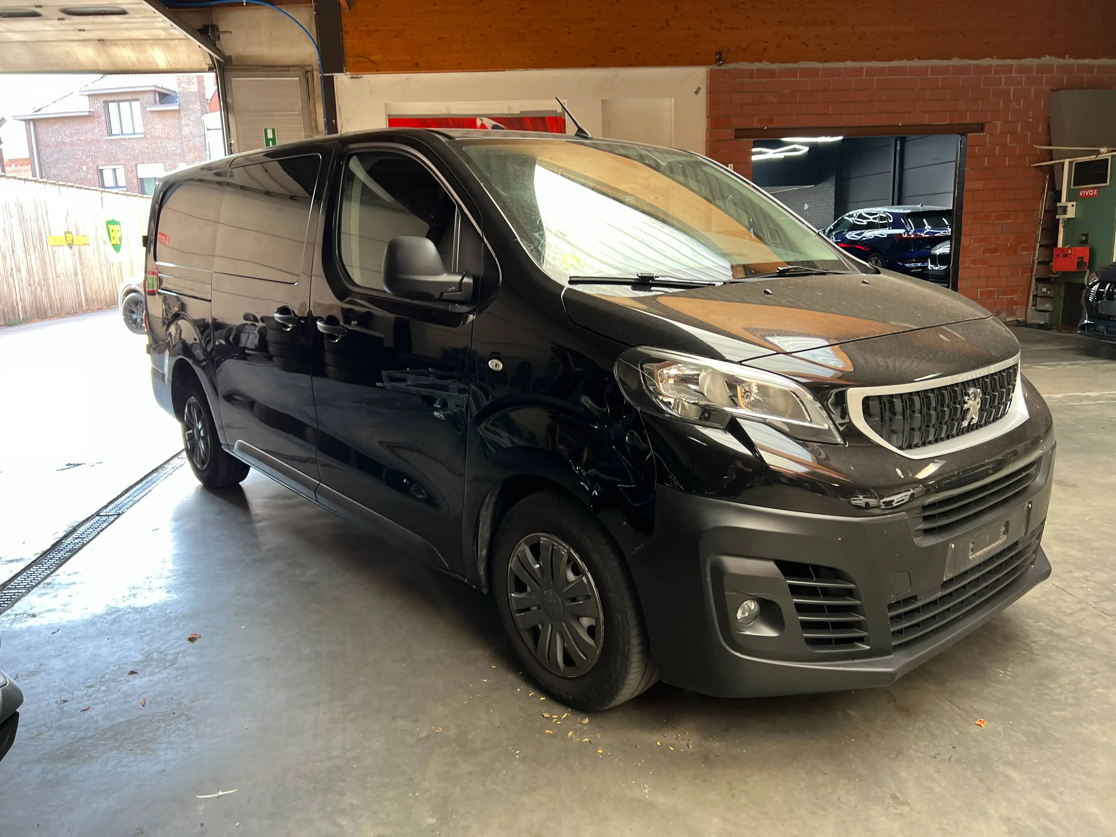 Peugeot Expert 2.0 HDi ** DUBBELE CAB *** 6 PL ** 2 schuifdeuren ** — photo 3