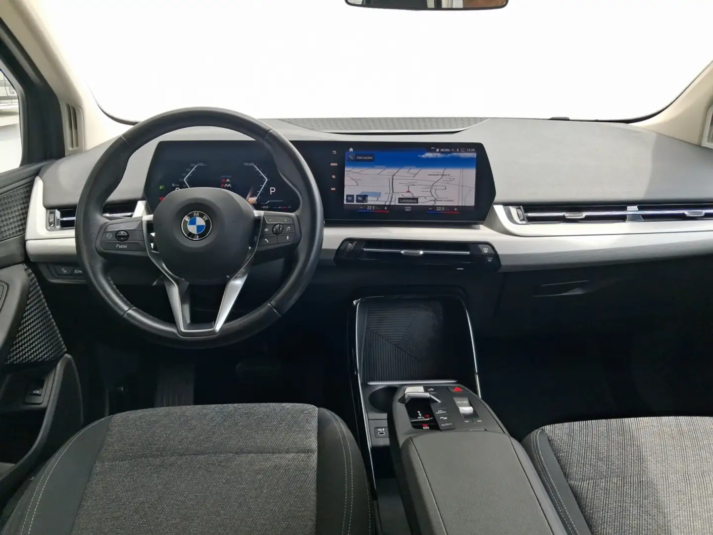 BMW 218 i Active Tourer Schwarz - 2