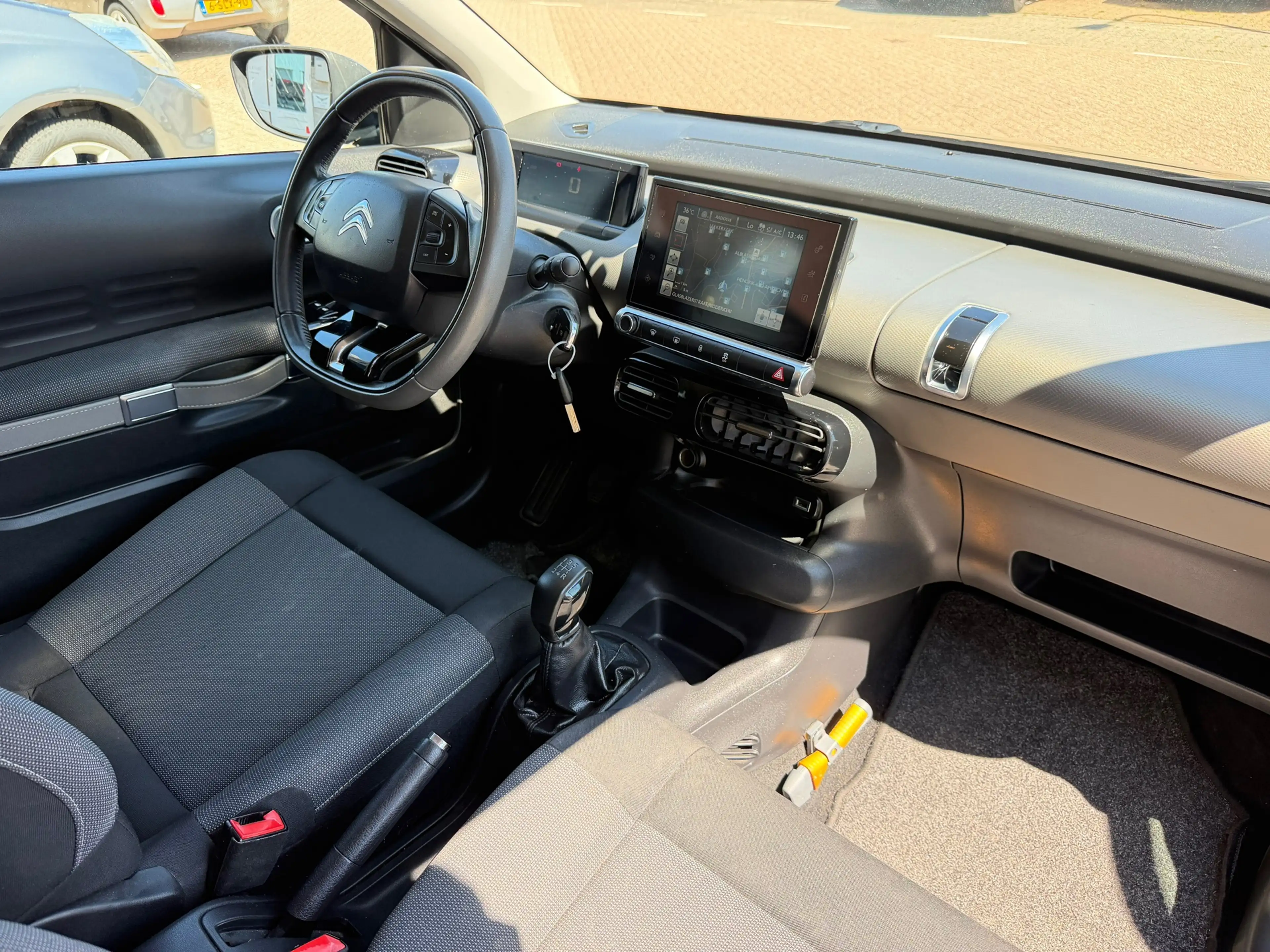 Citroen C4 Cactus 1.2 PureTech Business/ nap/ 1e EIG/ dealeronderhou — photo 12