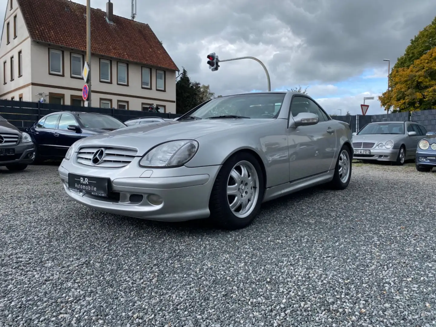 Mercedes-Benz SLK 320 V6 BOSE XENON LEDER SITZHEIZUNG Silber - 1
