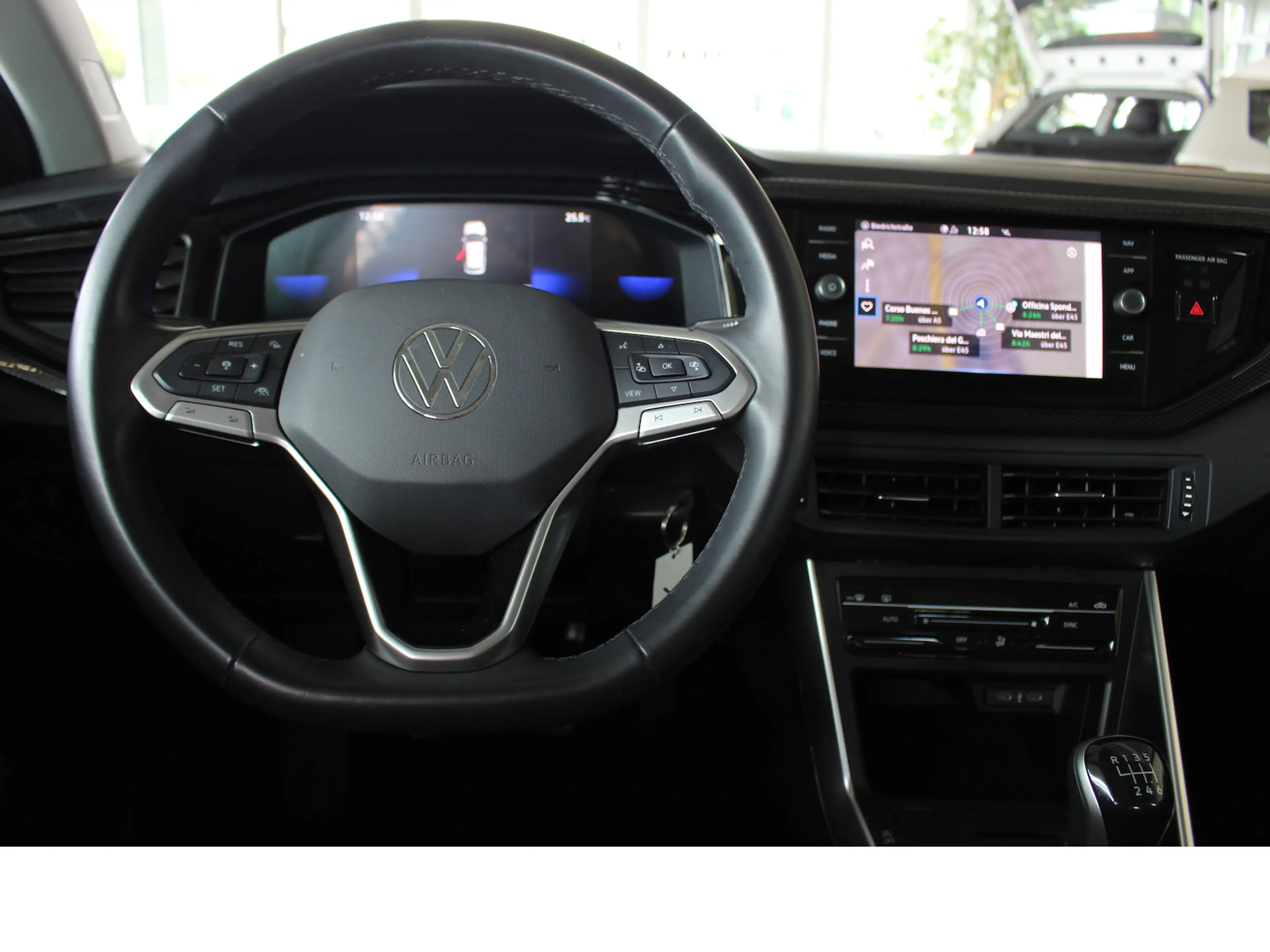 Volkswagen Taigo Life 1.0 TSI.Navi,LED,Multi,Top-Zustand — photo 9