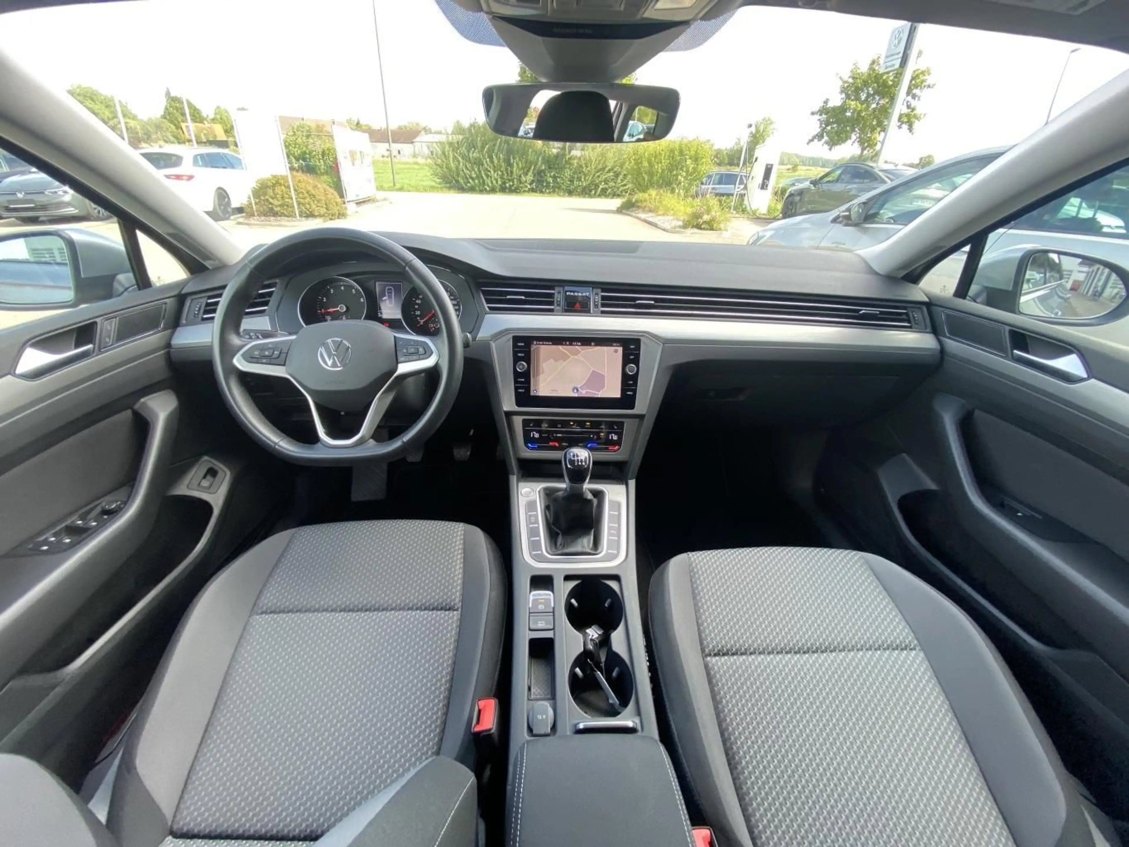 Volkswagen Passat Variant 1.5 TSI BUSINESS-PREMIUM+AHK+APP- — photo 13