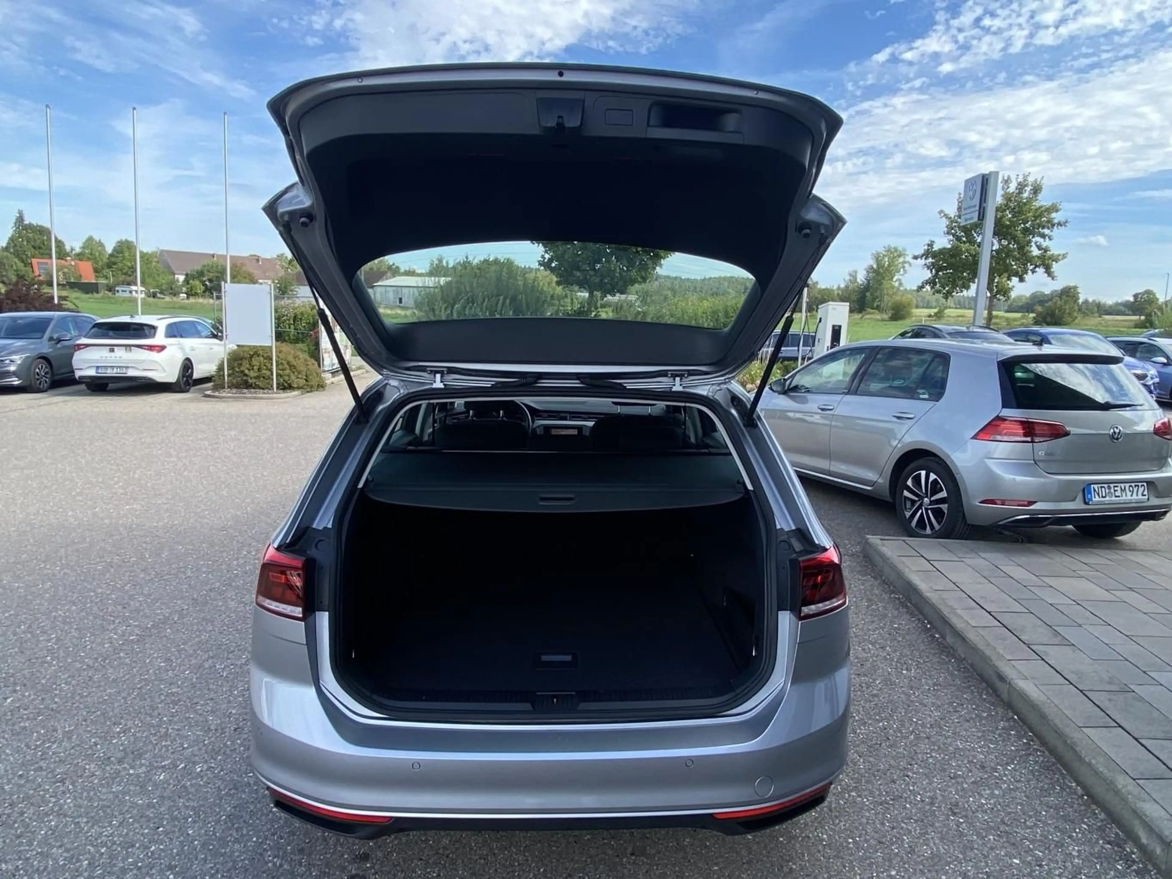 Volkswagen Passat Variant 1.5 TSI BUSINESS-PREMIUM+AHK+APP- — photo 15