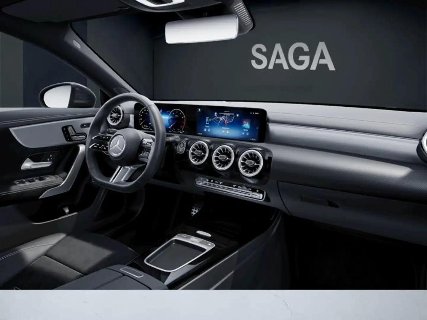 Mercedes-Benz CLA 180 Coupé Star Edition AMG Zilver - 2