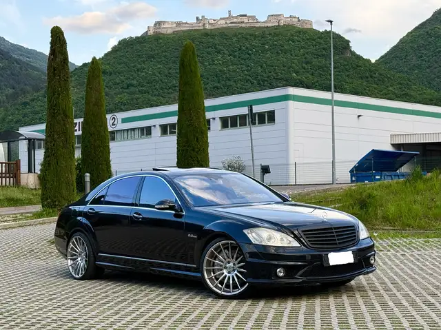 Mercedes-Benz S 63 AMG V-Max lunga auto