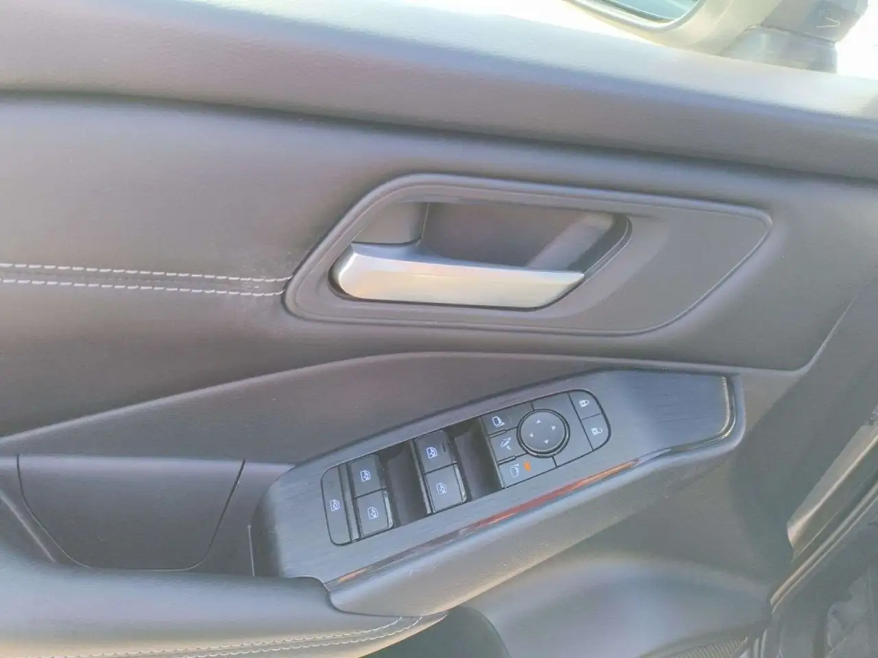 Nissan Qashqai MHEV 158 CV Xtronic Business, миниатюра 11