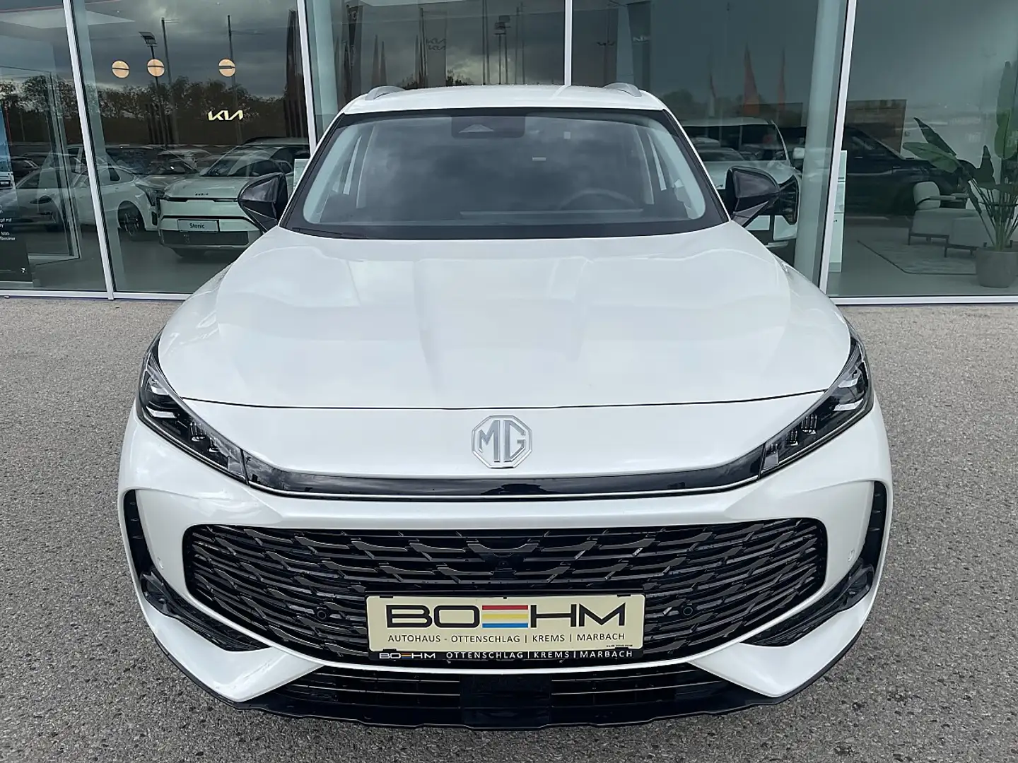 MG HS PHEV+ Luxury 21,4kWh Aut. Weiß - 2