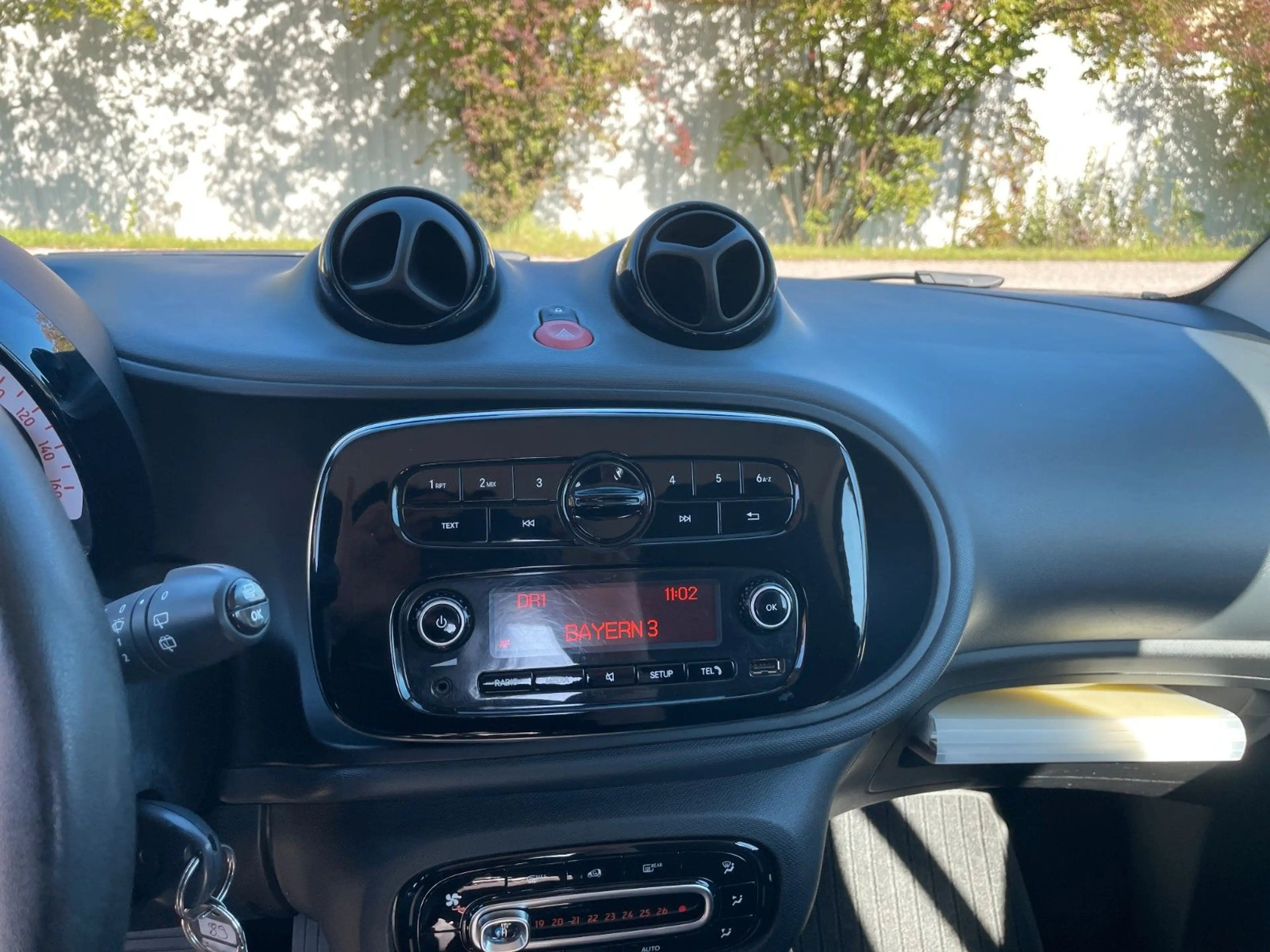smart forTwo fortwo coupe electric drive — photo 13