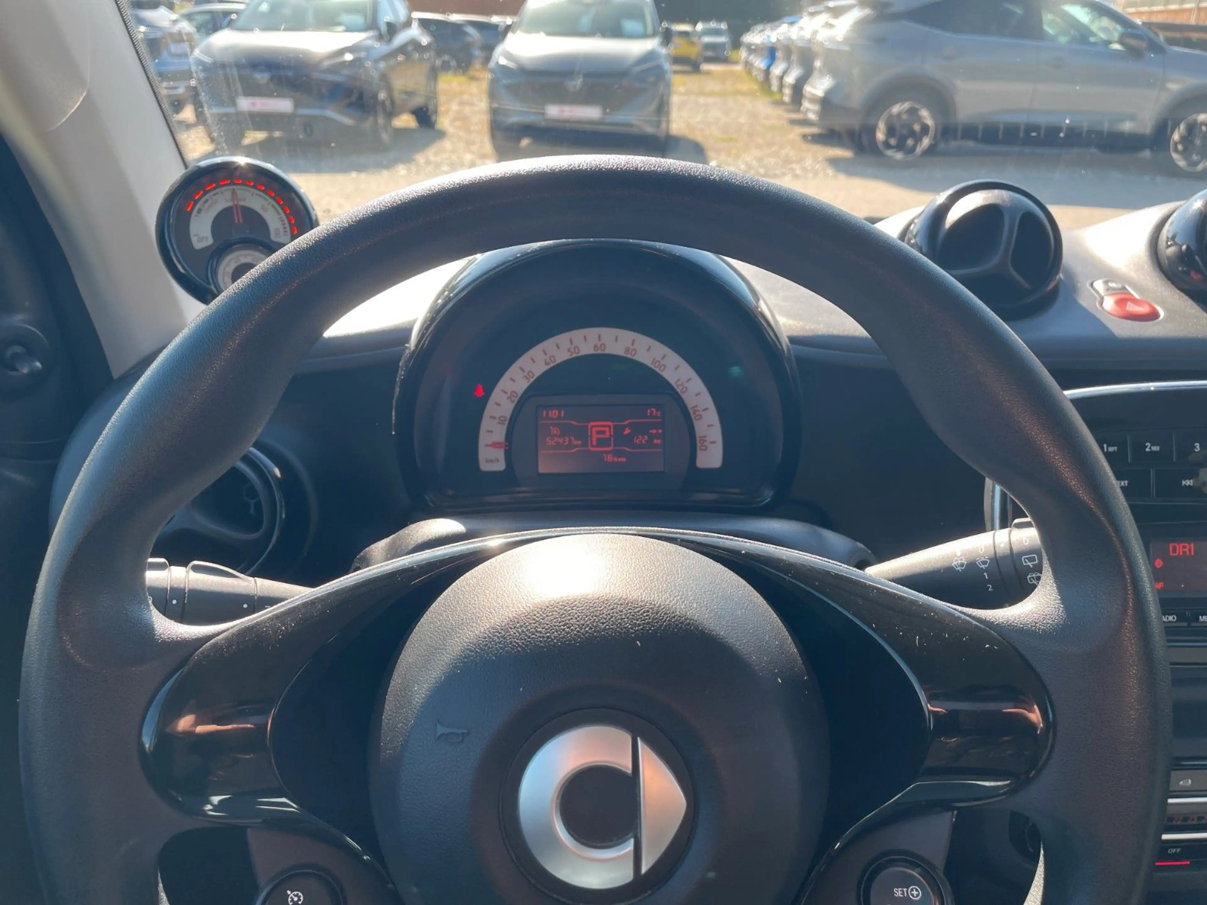 smart forTwo fortwo coupe electric drive — photo 9
