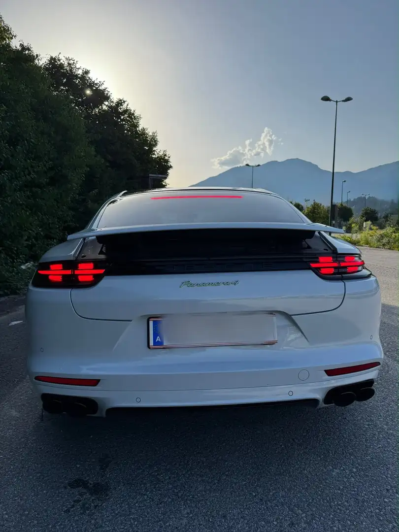 Porsche Panamera 4 E-Hybrid PHEV Aut. Weiß - 1