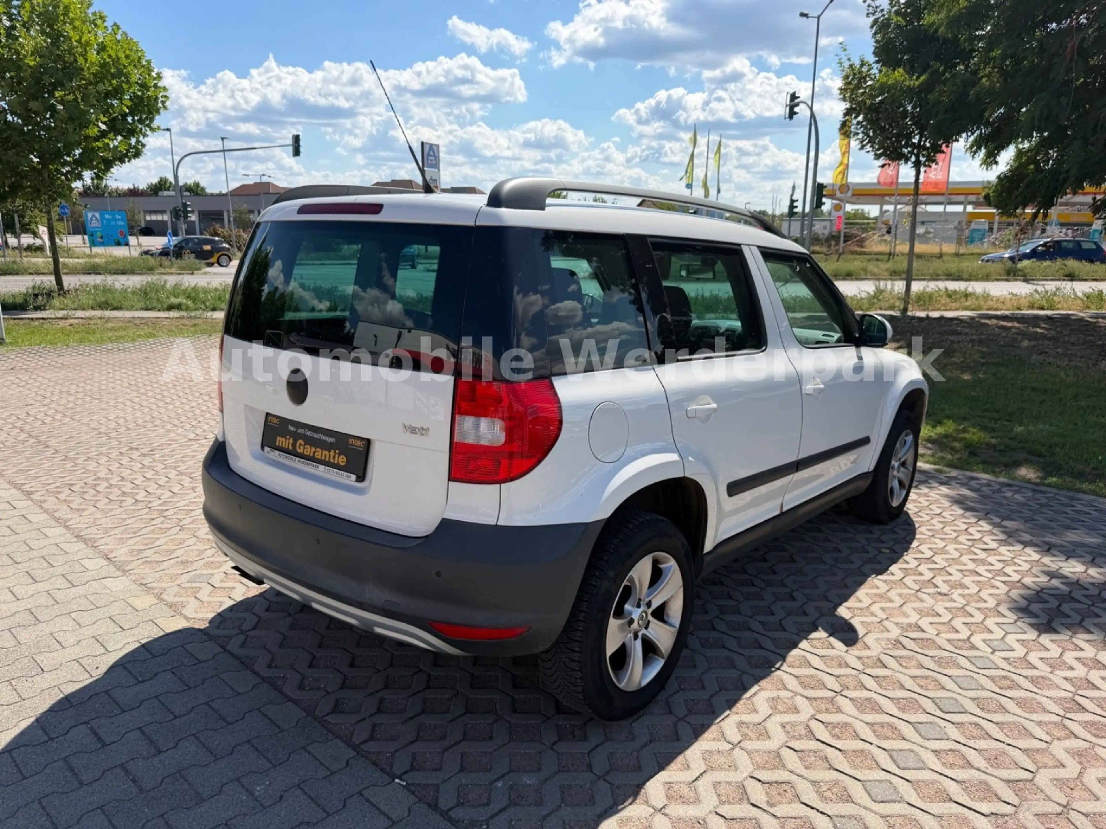 Skoda Yeti Ambition — photo 9