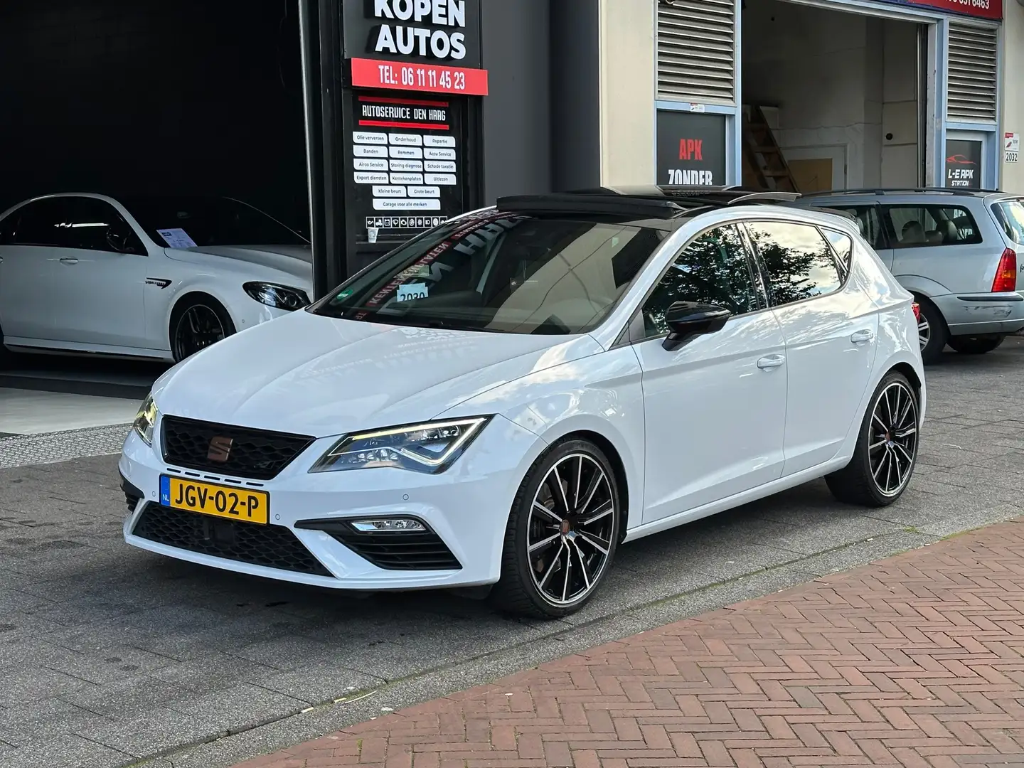 SEAT Leon 2.0 TSI Cupra 290 DSG Leer Virtual Schaalstoel Pan Weiß - 1