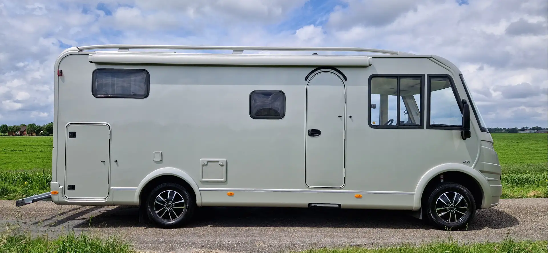 Dethleffs GLOBEBUS I 008 4 PERS. * HEFBED * PRACHTIGE K Beige - 2