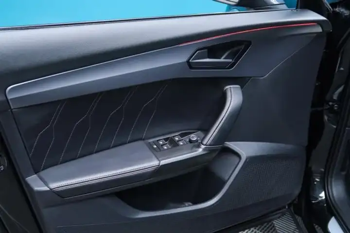 Cupra Formentor 1.5 TSI 2022, foto 31