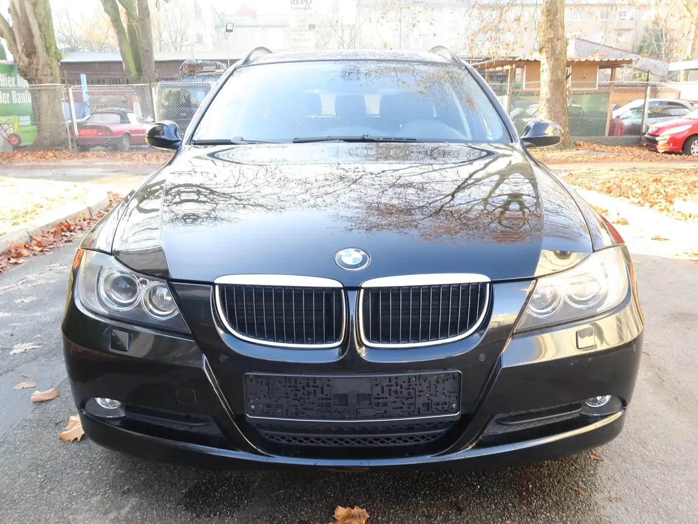 BMW 320 320d Pano Ahk Advantage Paket Leder Xenon Noir - 2