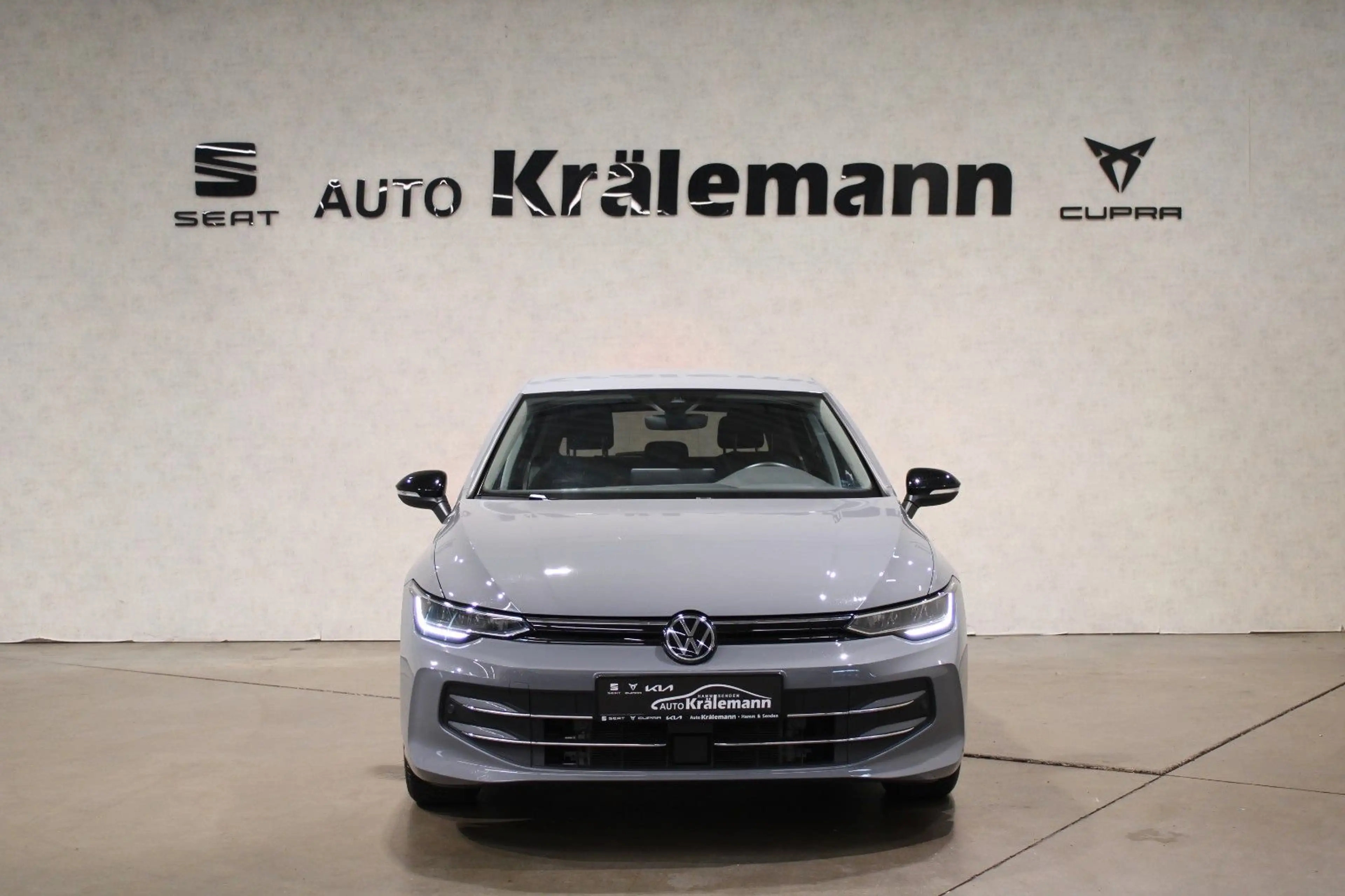 Volkswagen Golf VIII 1.5 TSI Goal*LED*ACC*AppConnect* — photo 2