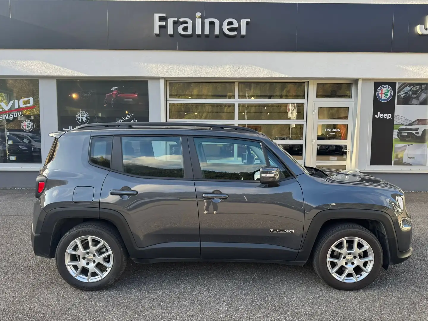 Jeep Renegade Longitude 1,0 MultiAir T3 FWD 6MT 120PS Grau - 1