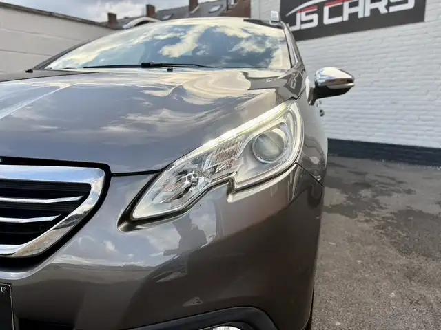 Peugeot 2008 view 3