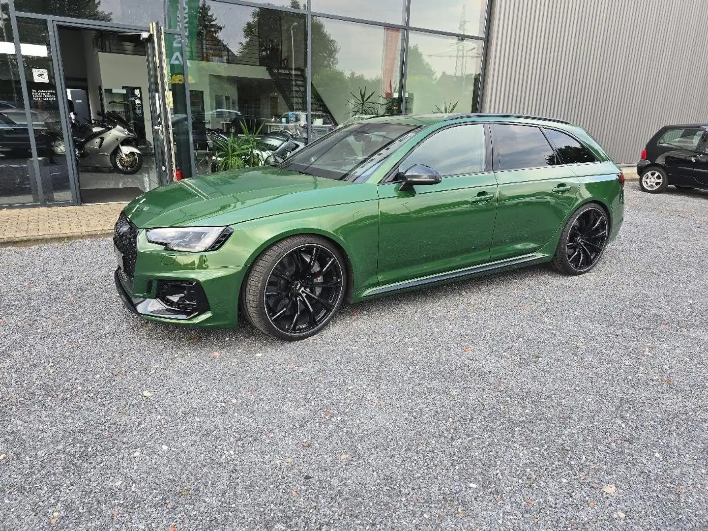 Audi RS4 2.9 TFSI quattro " ABT " Vert - 2