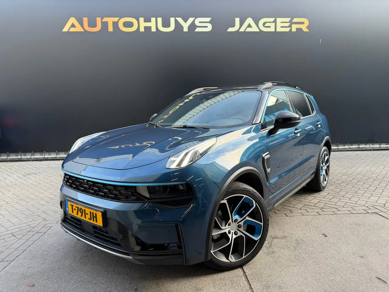 Lynk & Co 01 2023