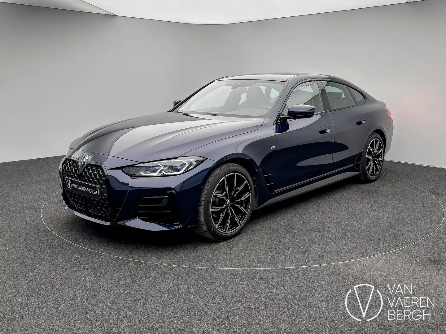 BMW 420 i Gran Coupe M-Sport Modrá - 1