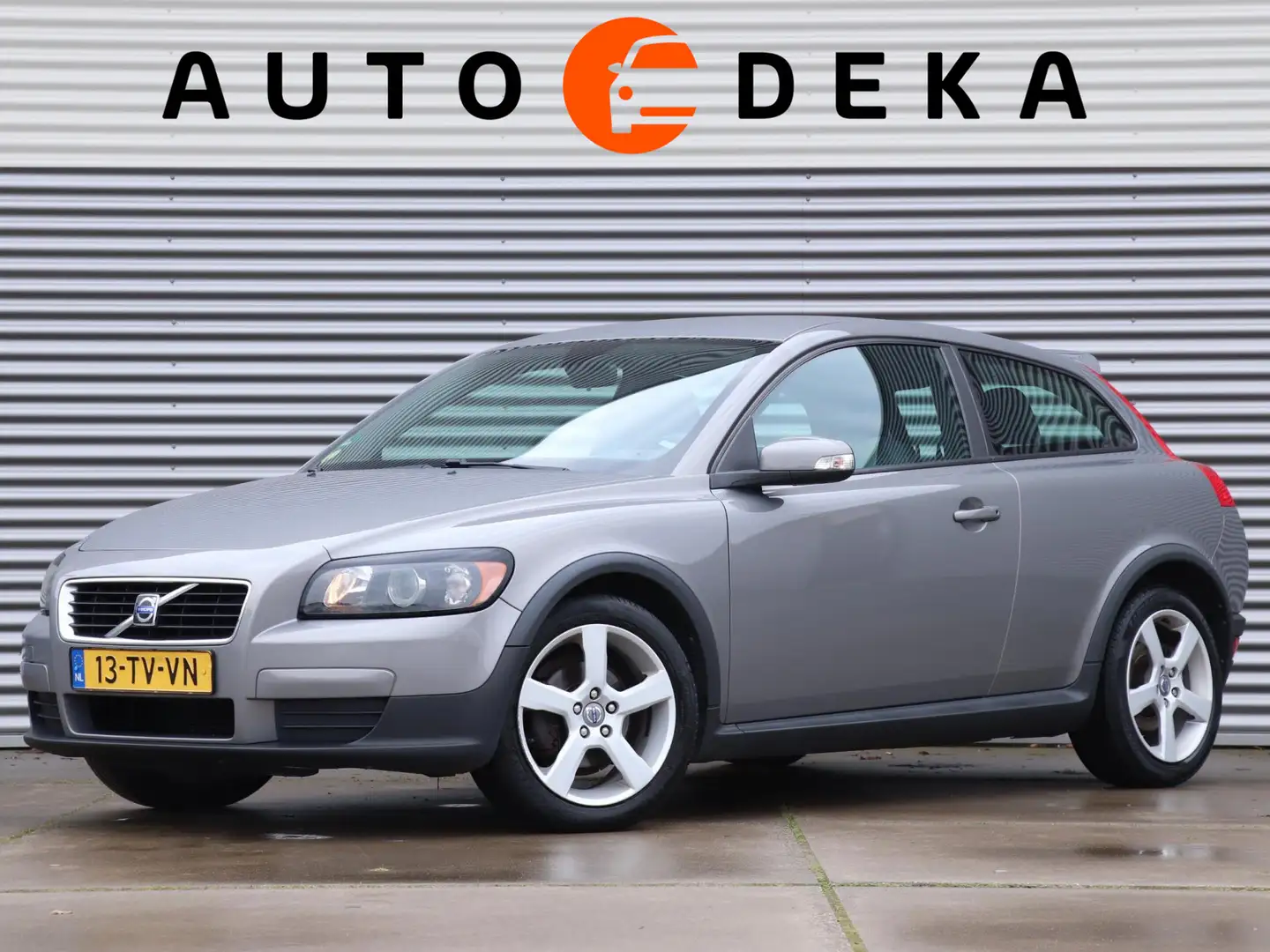 Volvo C30 2.0 Kinetic *Klimaatreg.* Grijs - 1