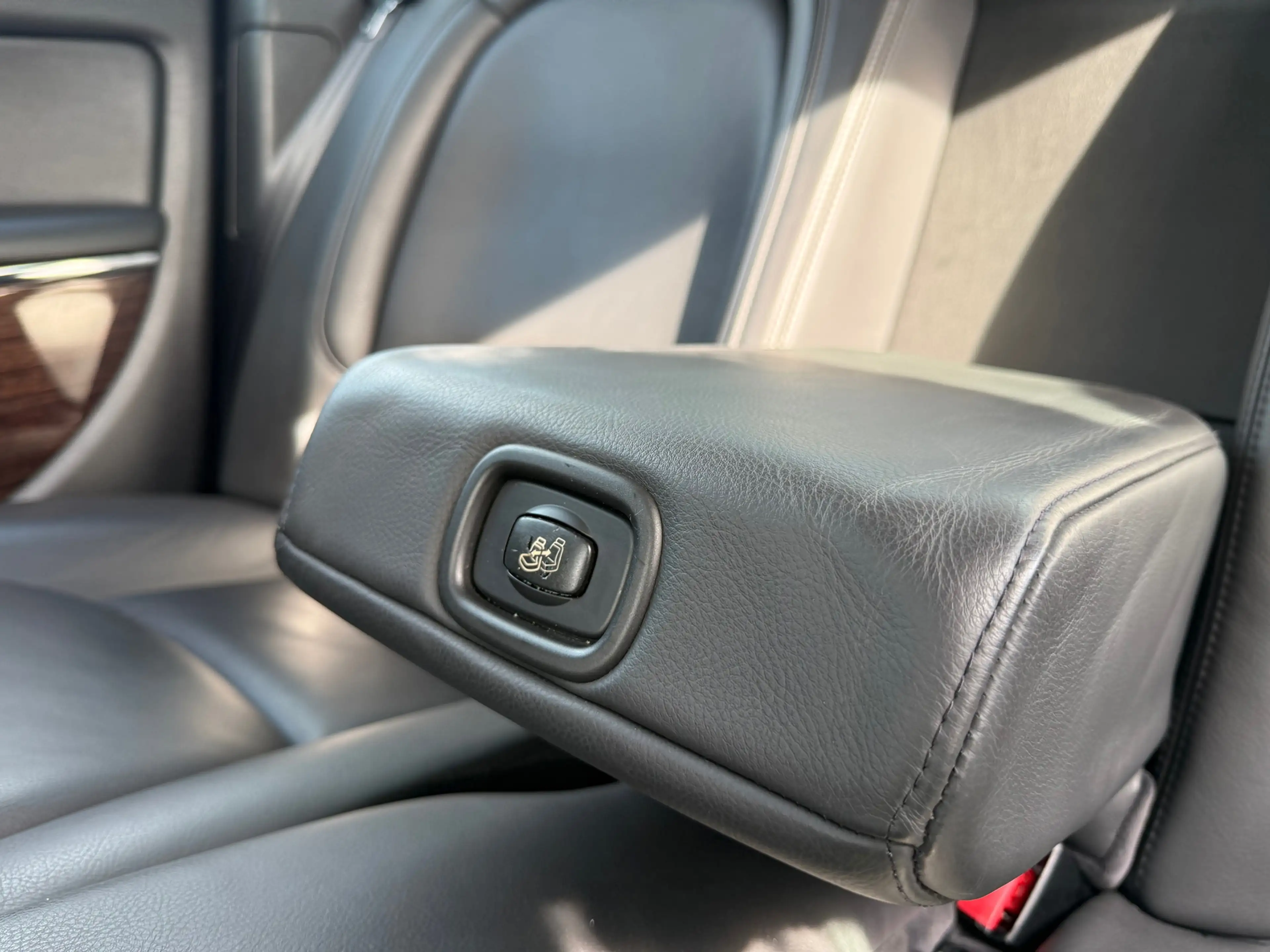 Citroen C6 3.0 V6 EXCLUSIVE PACK LOUNGE SCHUIFDAK TOPSTAAT DE — photo 6
