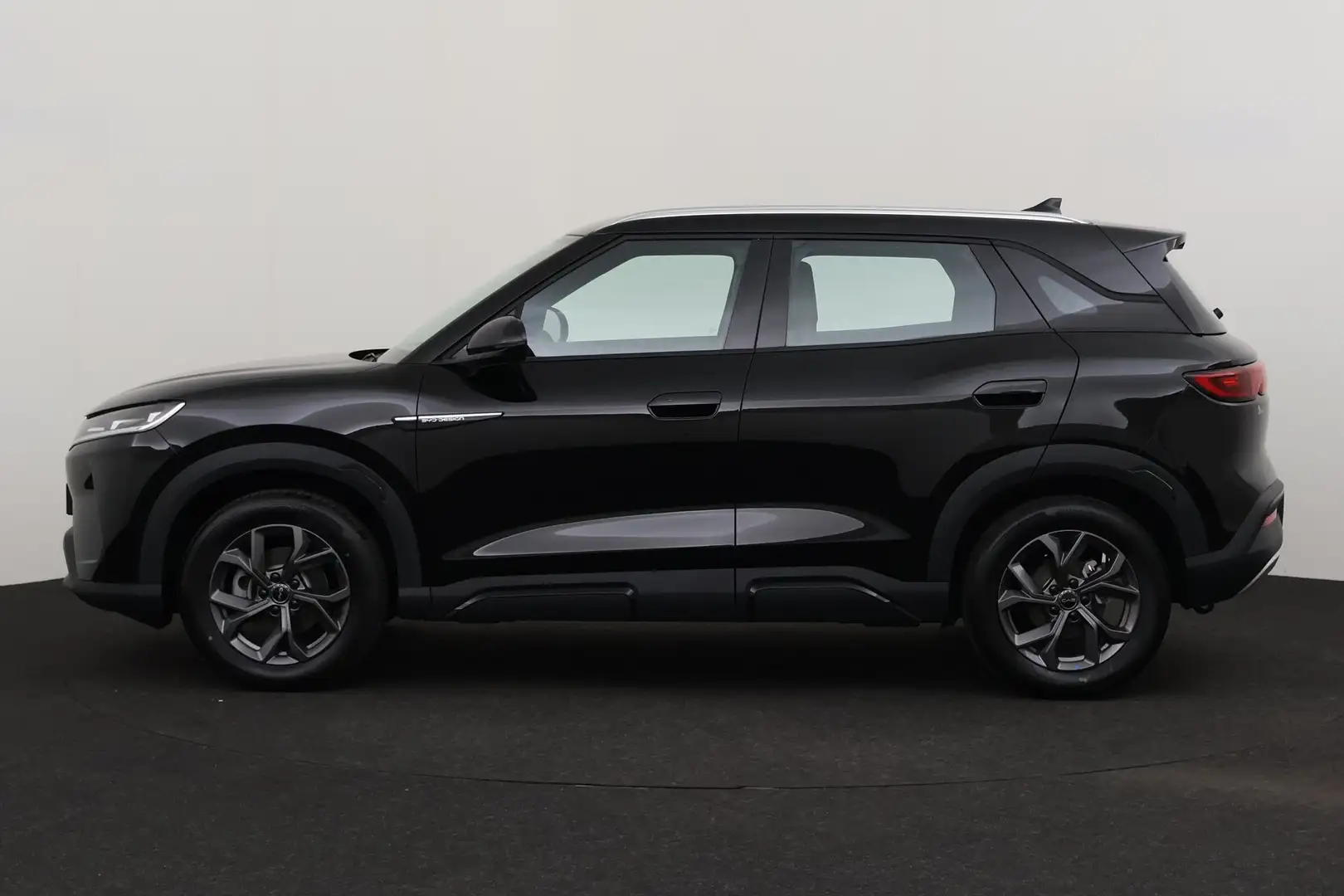 BYD Atto 2 ACTIVE 45kWh + A/T + CARPLAY + LEDER + CAMERA + PA Zwart - 2